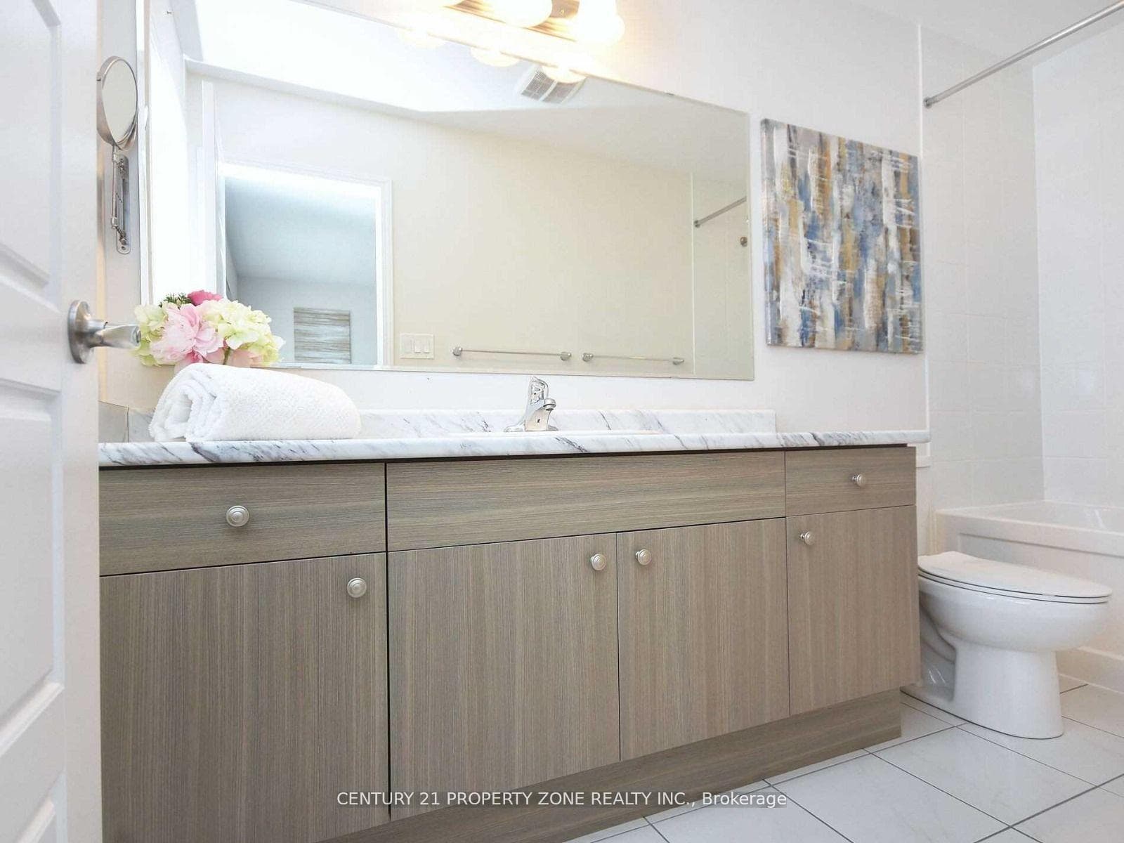 108 Bannister Crescent photo 13