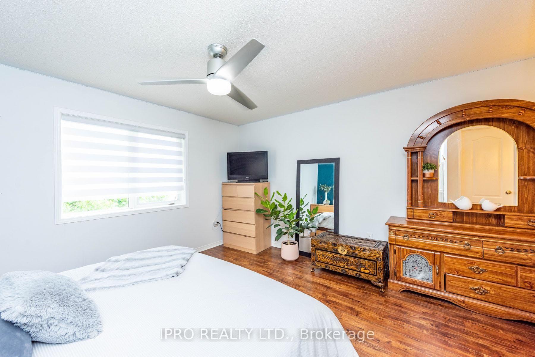 3175 Bentley Drive photo 30