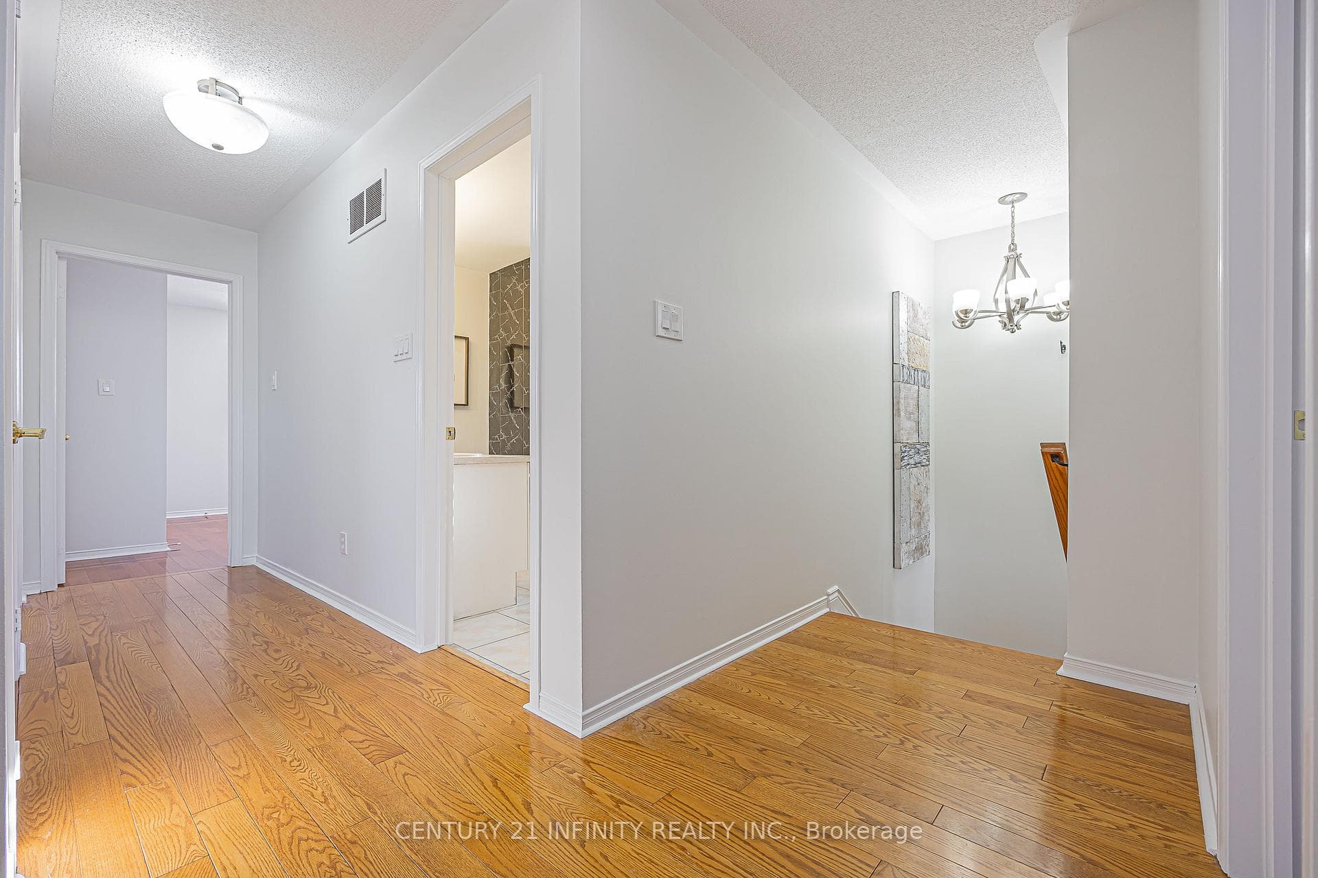 31 Gloria Crescent photo 31