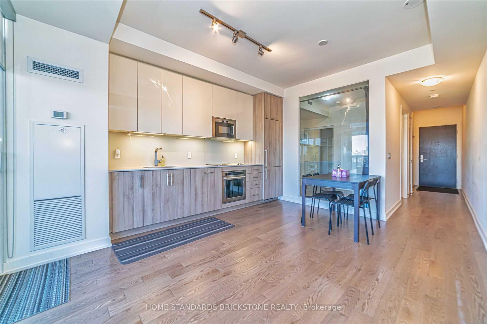 330 Richmond Street Unit 2307 photo 3