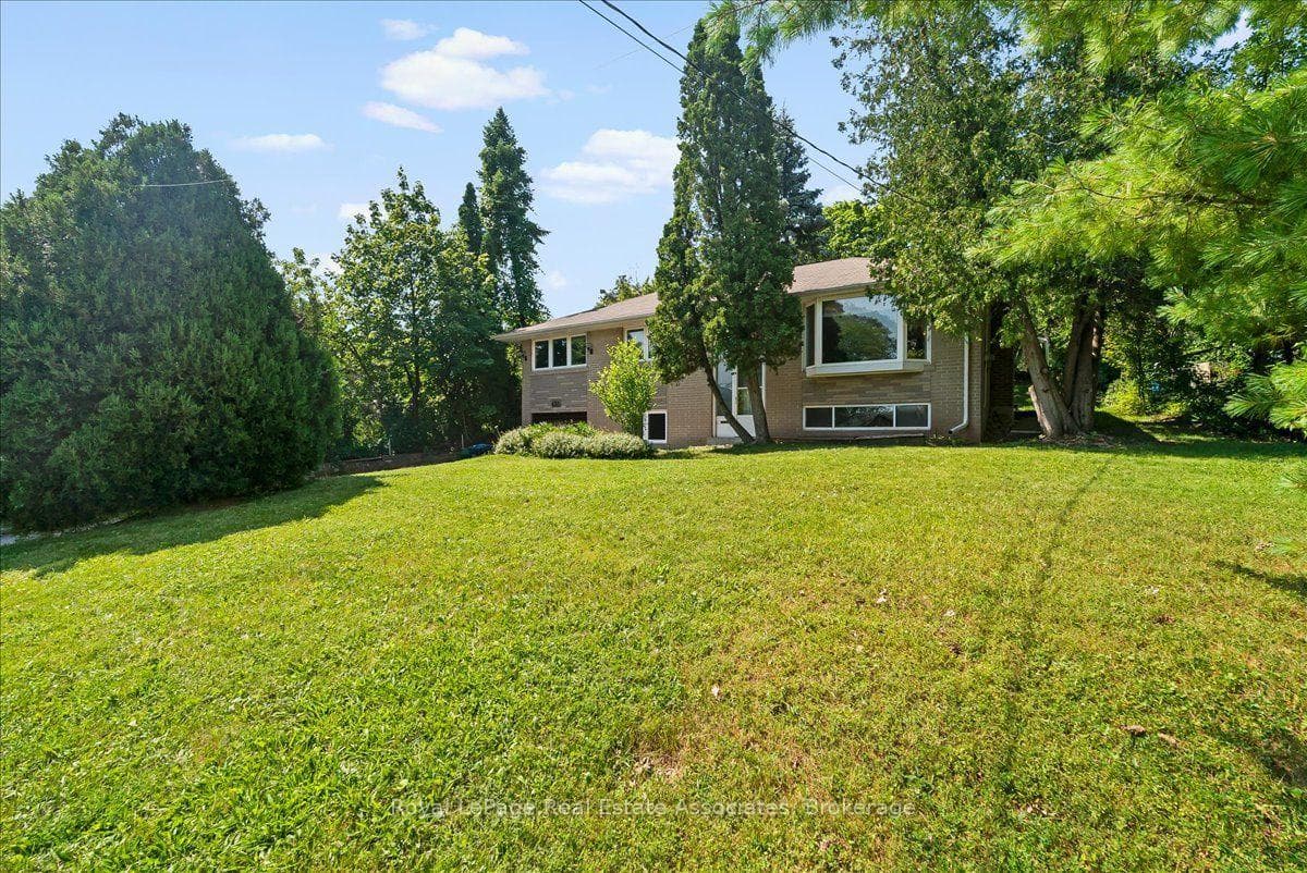 132 Vista Boulevard photo 2