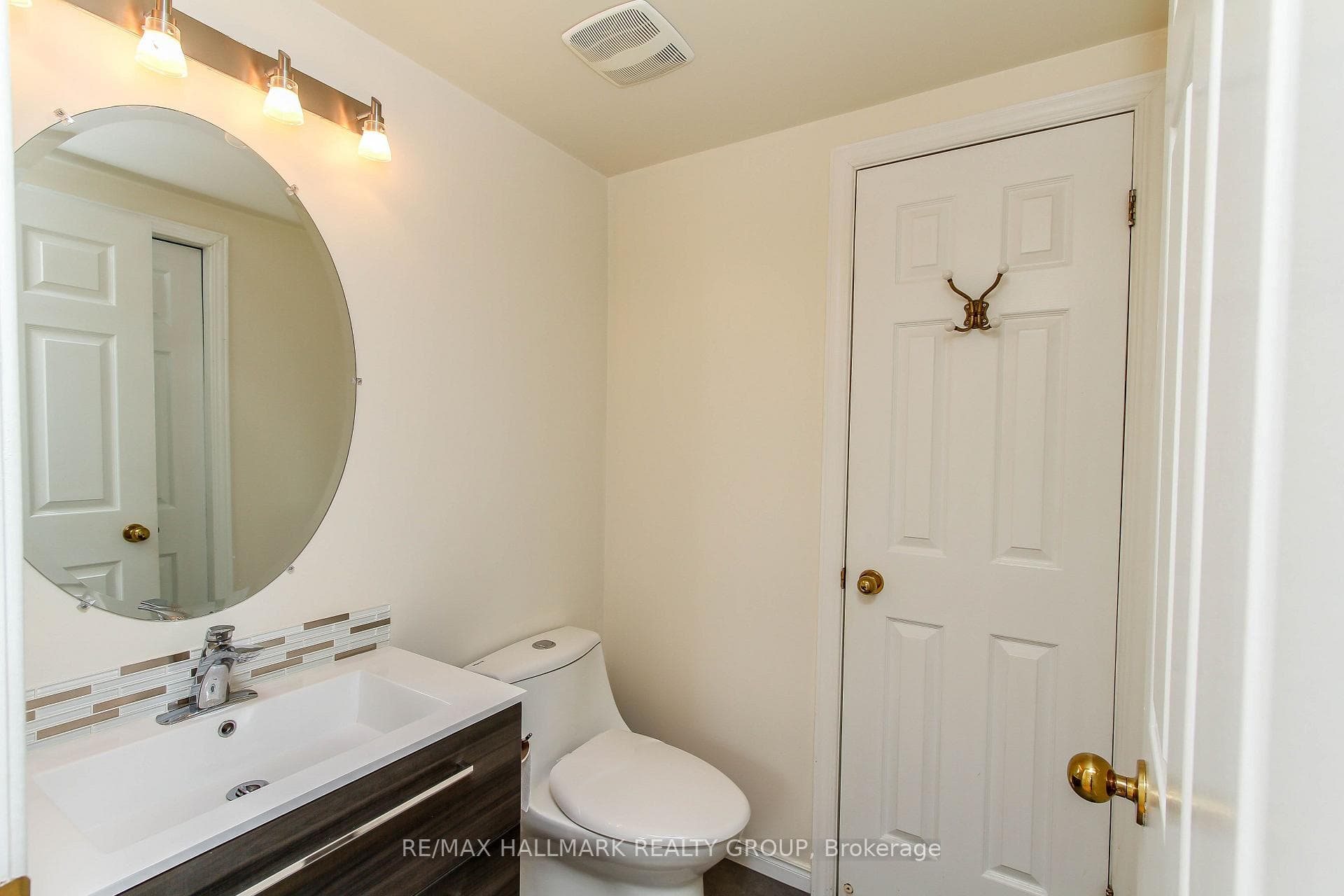 222 Bruyere Street Unit 201 photo 21