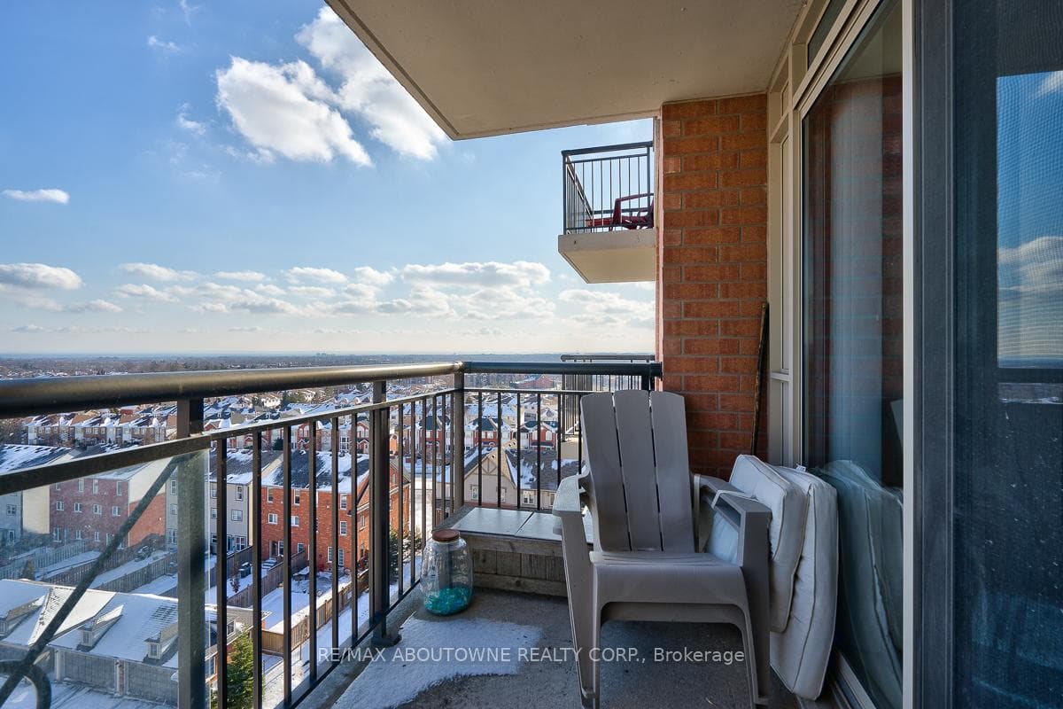 2325 Central Park Drive Unit 908 photo 10