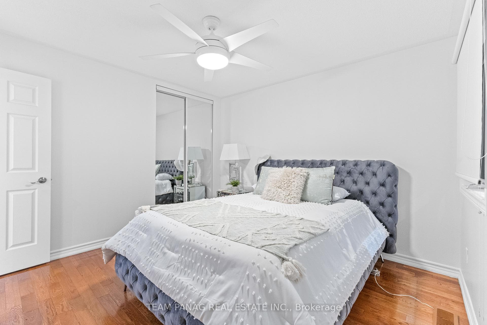 5358 Flatford Road photo 26
