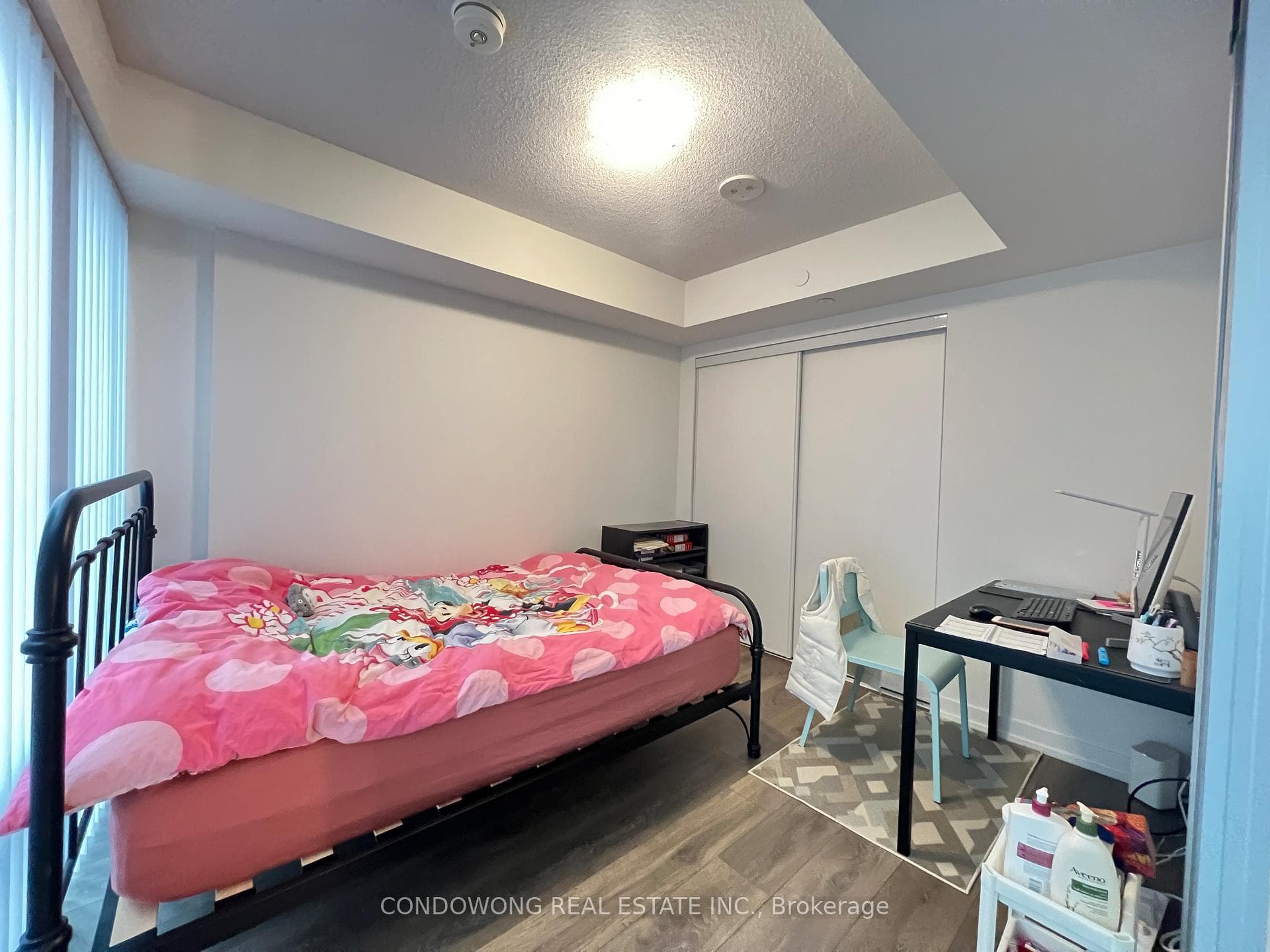 60 Shuter Street Unit 1712 photo 8