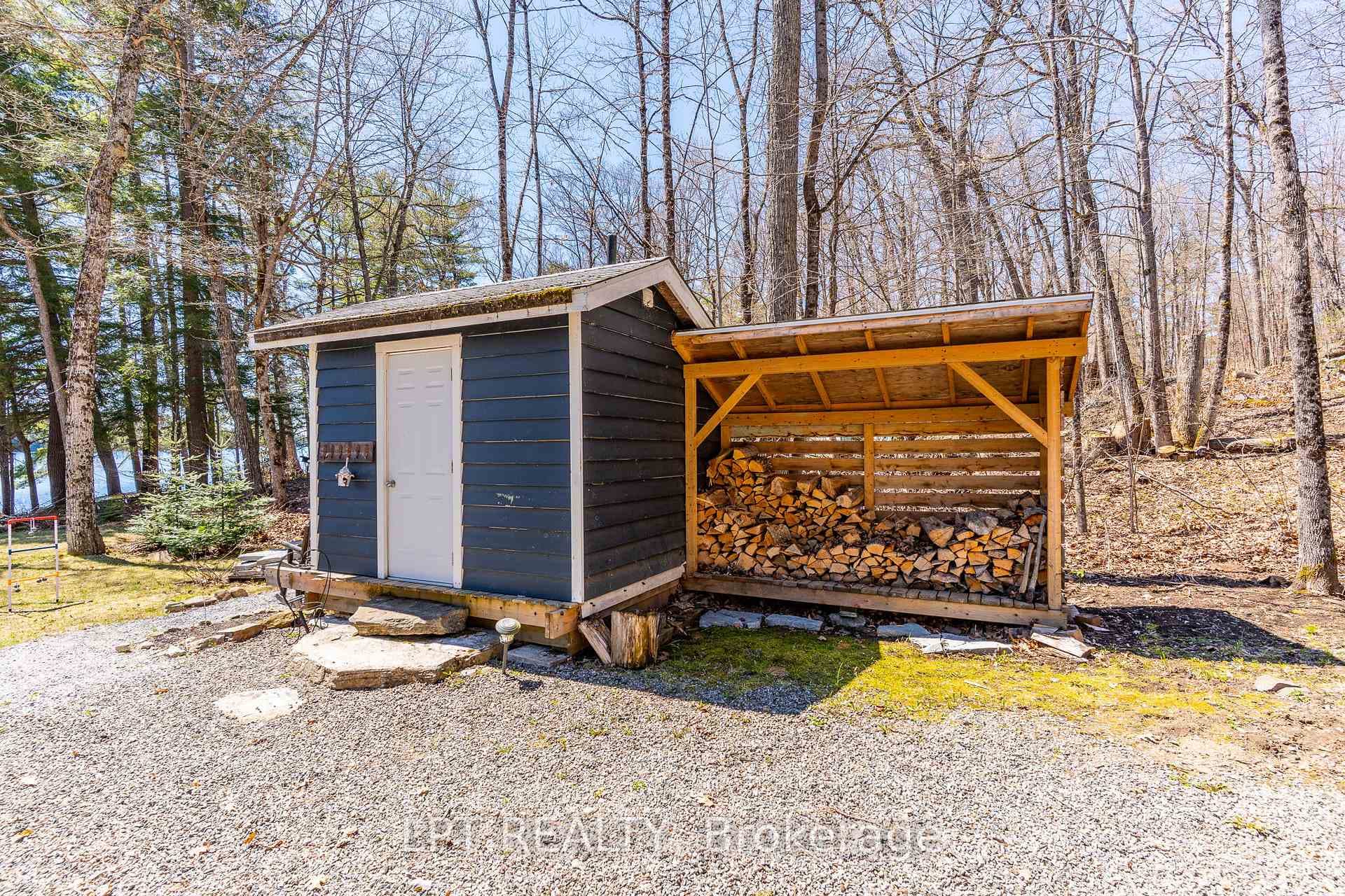 1369 Hipkiss Drive photo 33