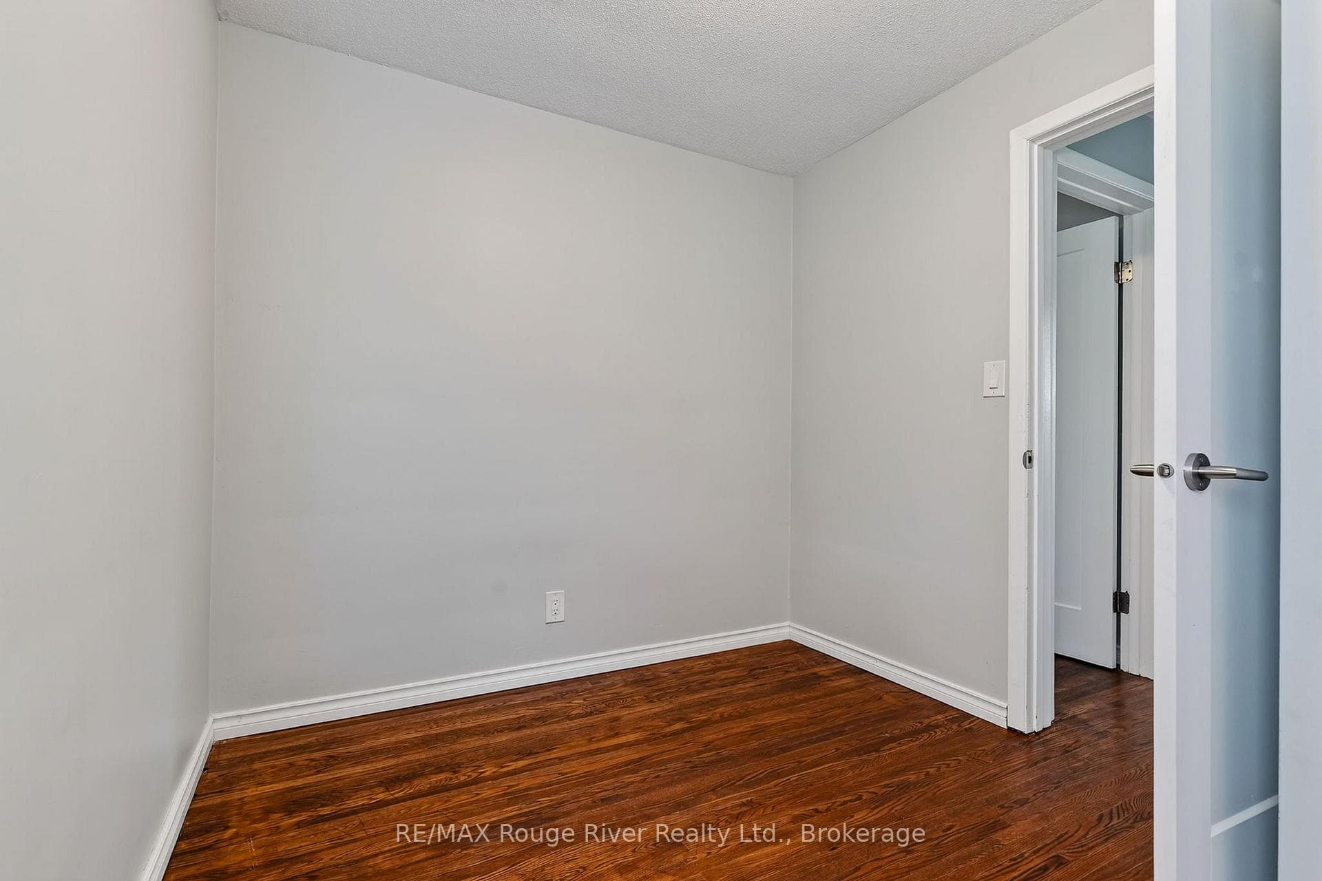 137 Furnace Street Unit 8 photo 25