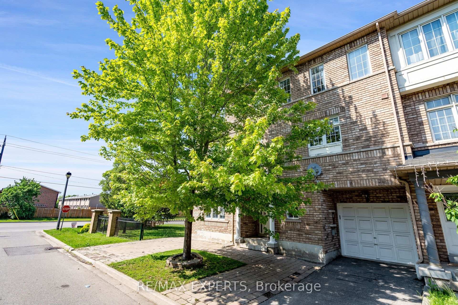7035 Rexwood Road Unit Unit 1 photo 1