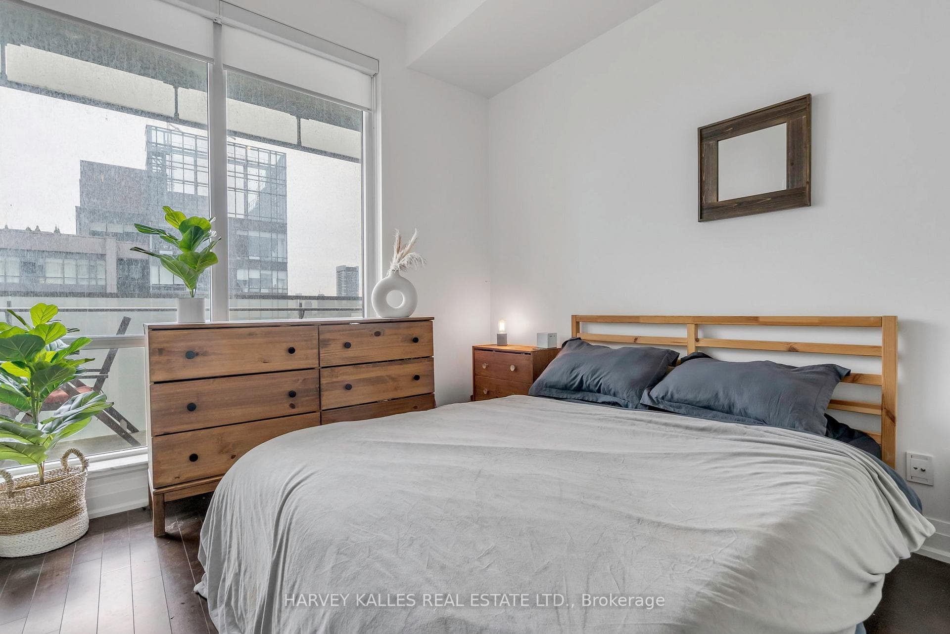 80 John Street Unit 4205 photo 13