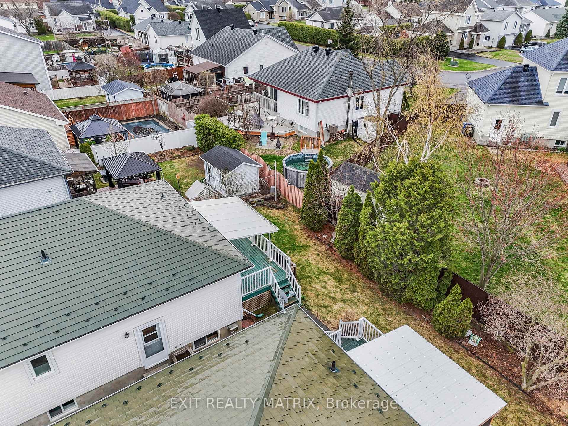 836 Pilon Street photo 38