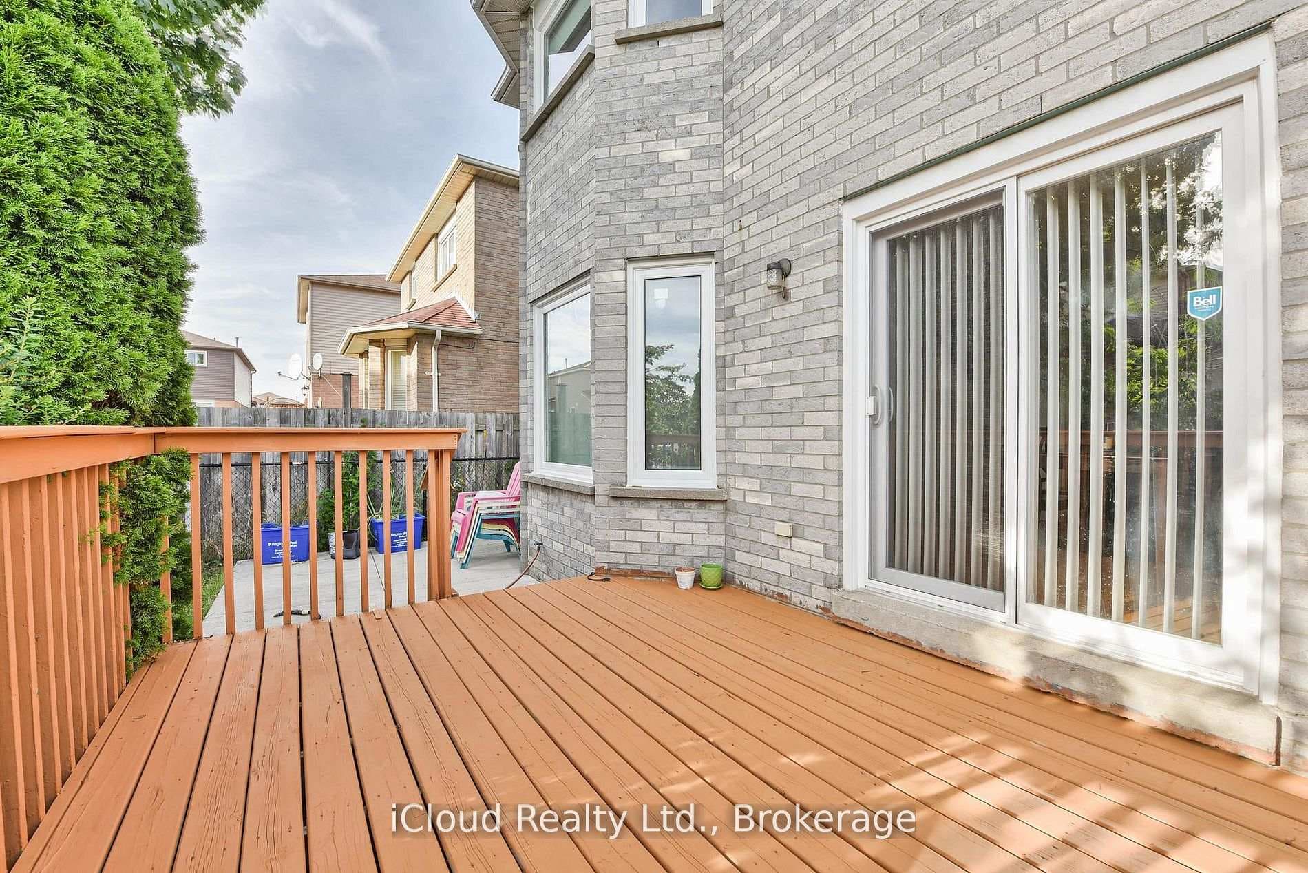 14 Timberlane Drive photo 4
