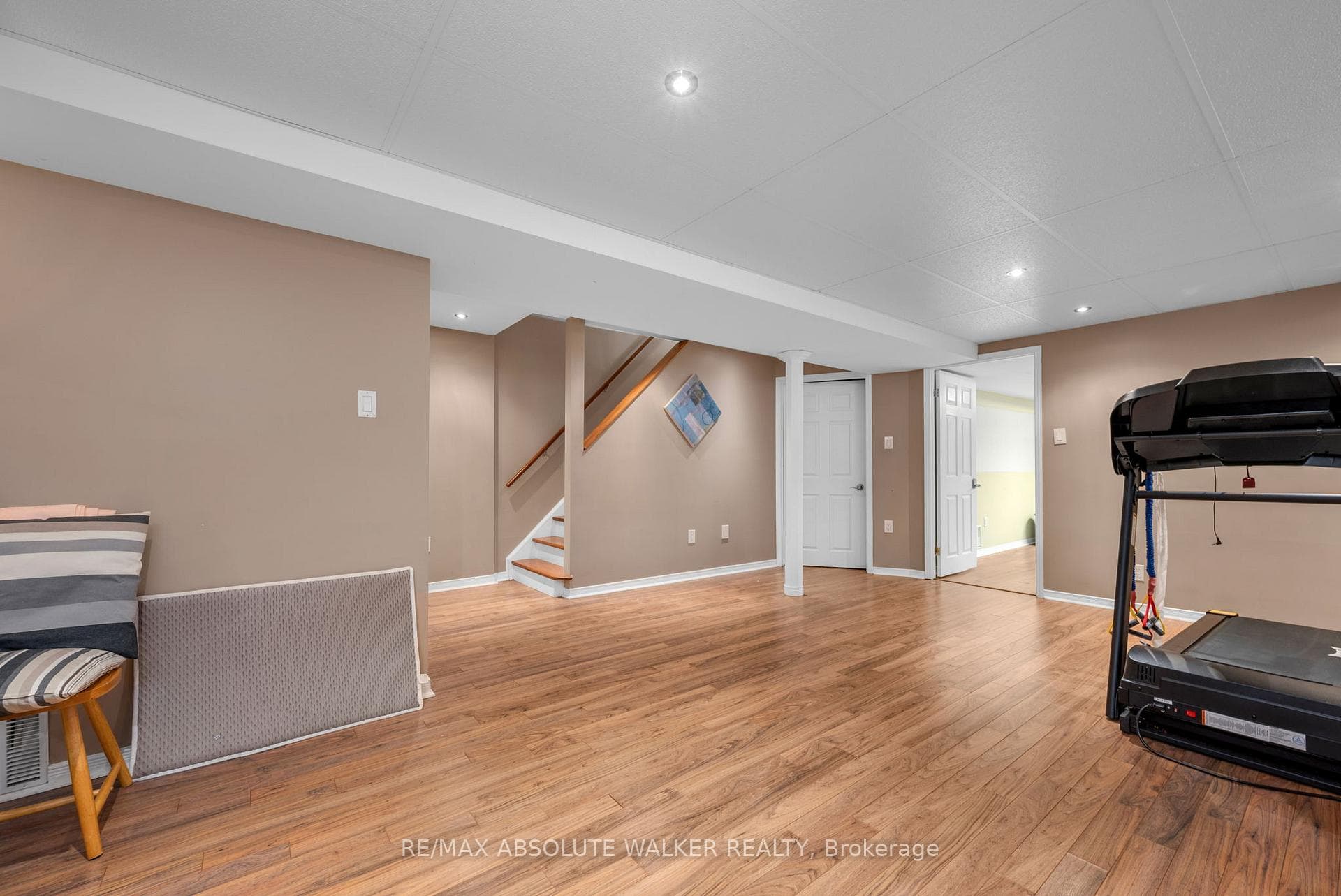 1849 Montereau Avenue photo 41