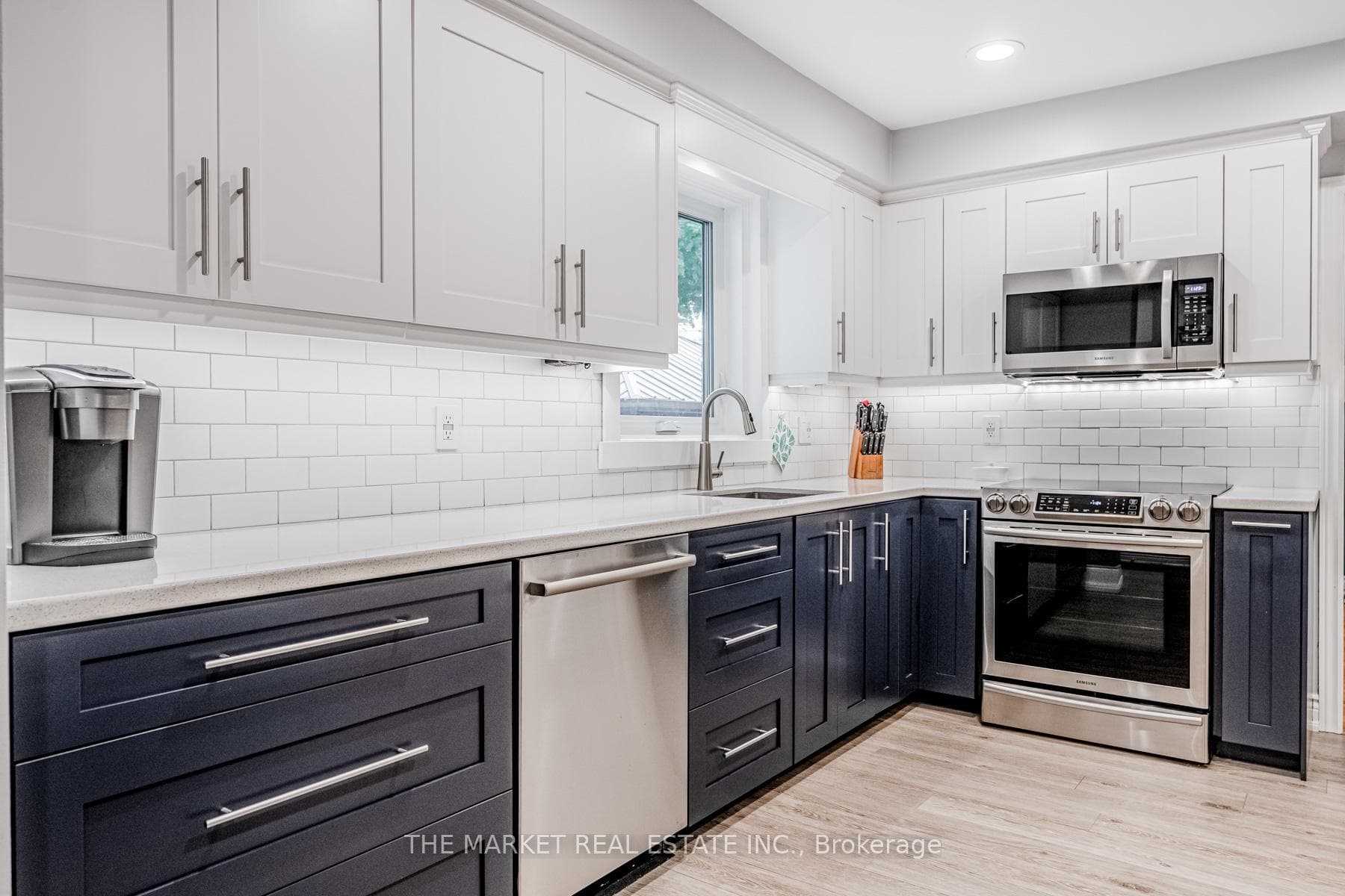 1196 Greening Avenue photo 10