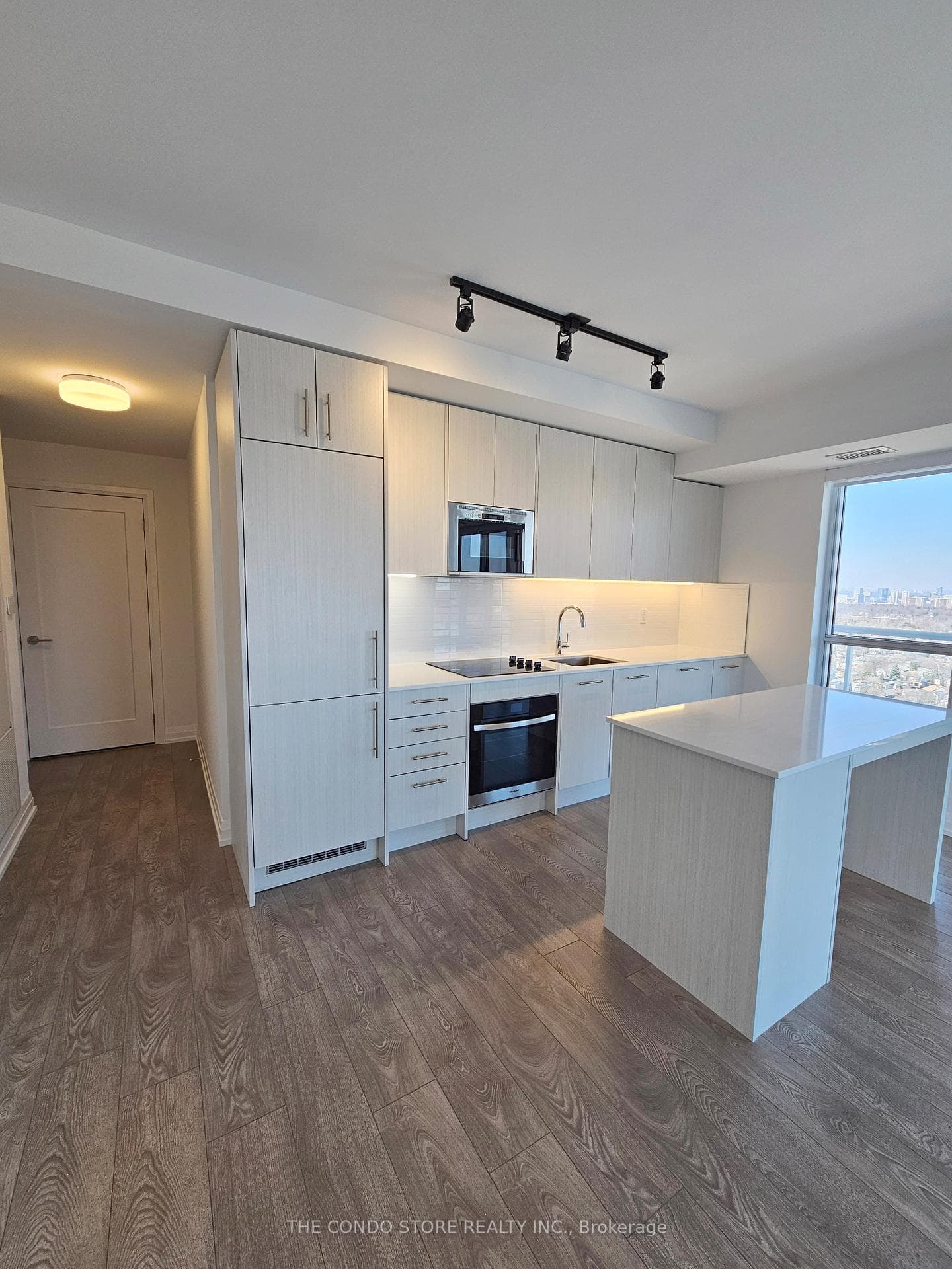 286 Main Street Unit 2503 photo 5