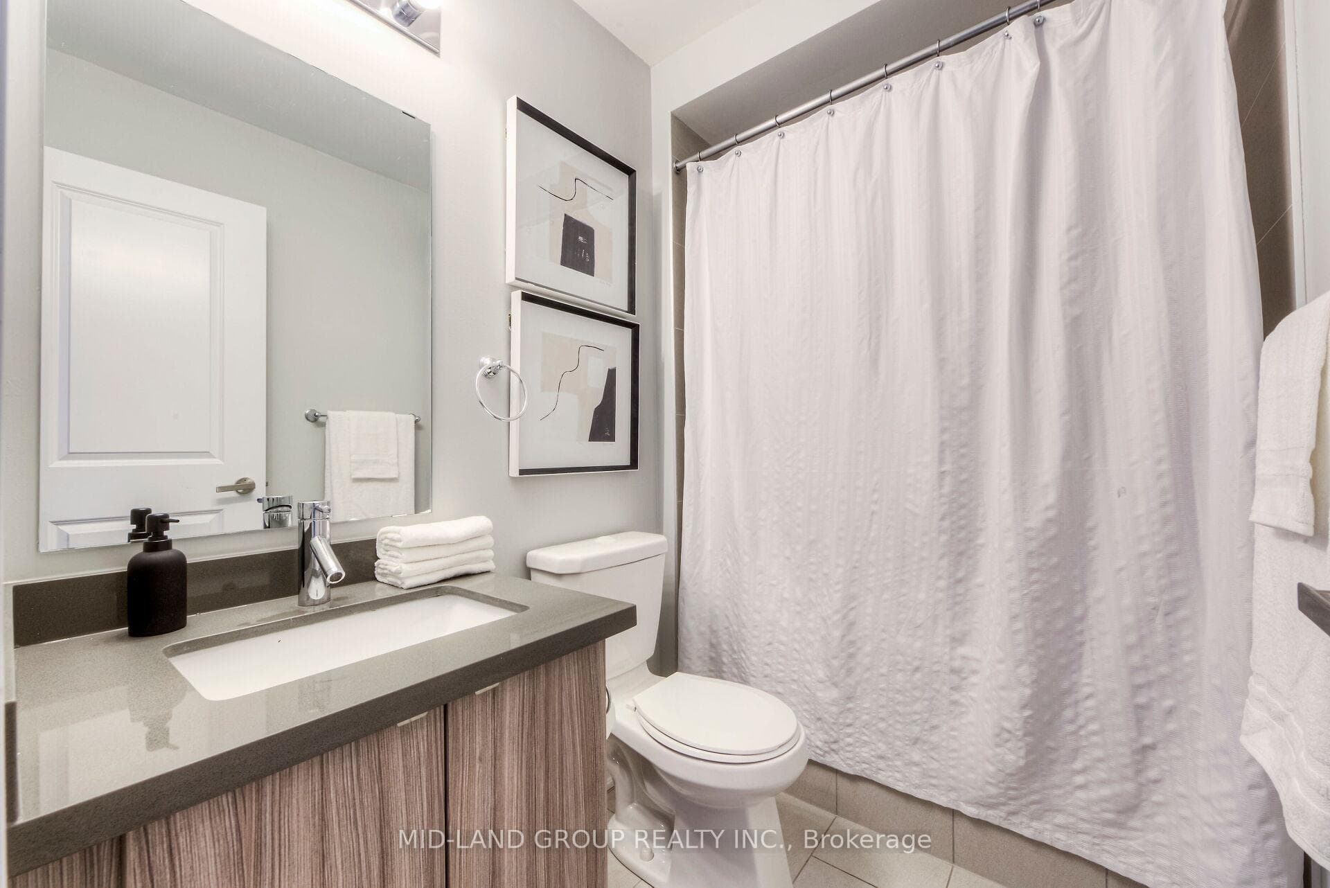 22 Helliwell Crescent photo 30