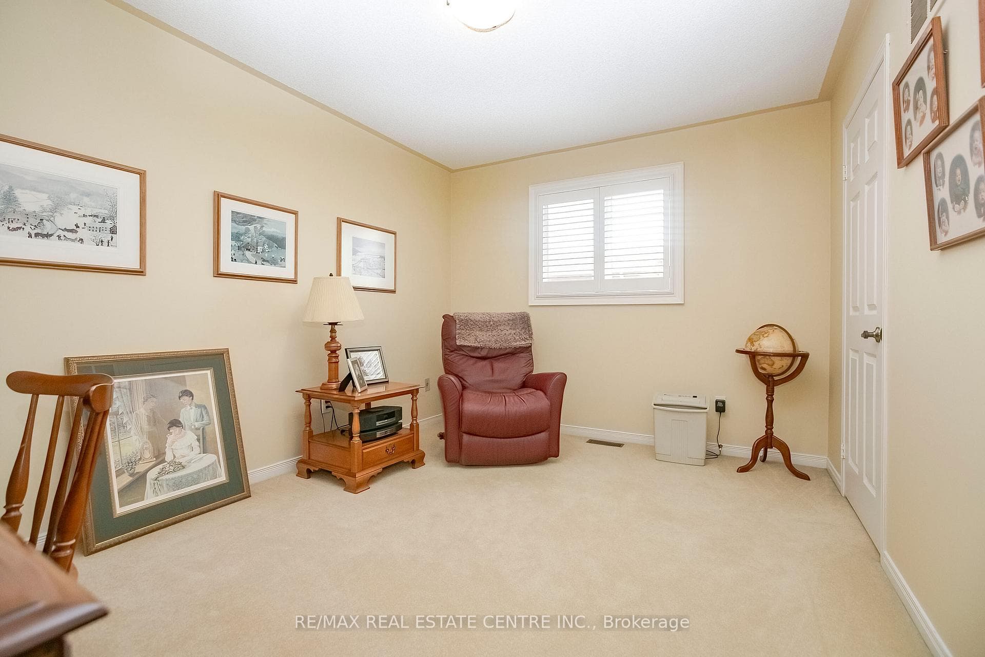 21 Amantine Crescent photo 17