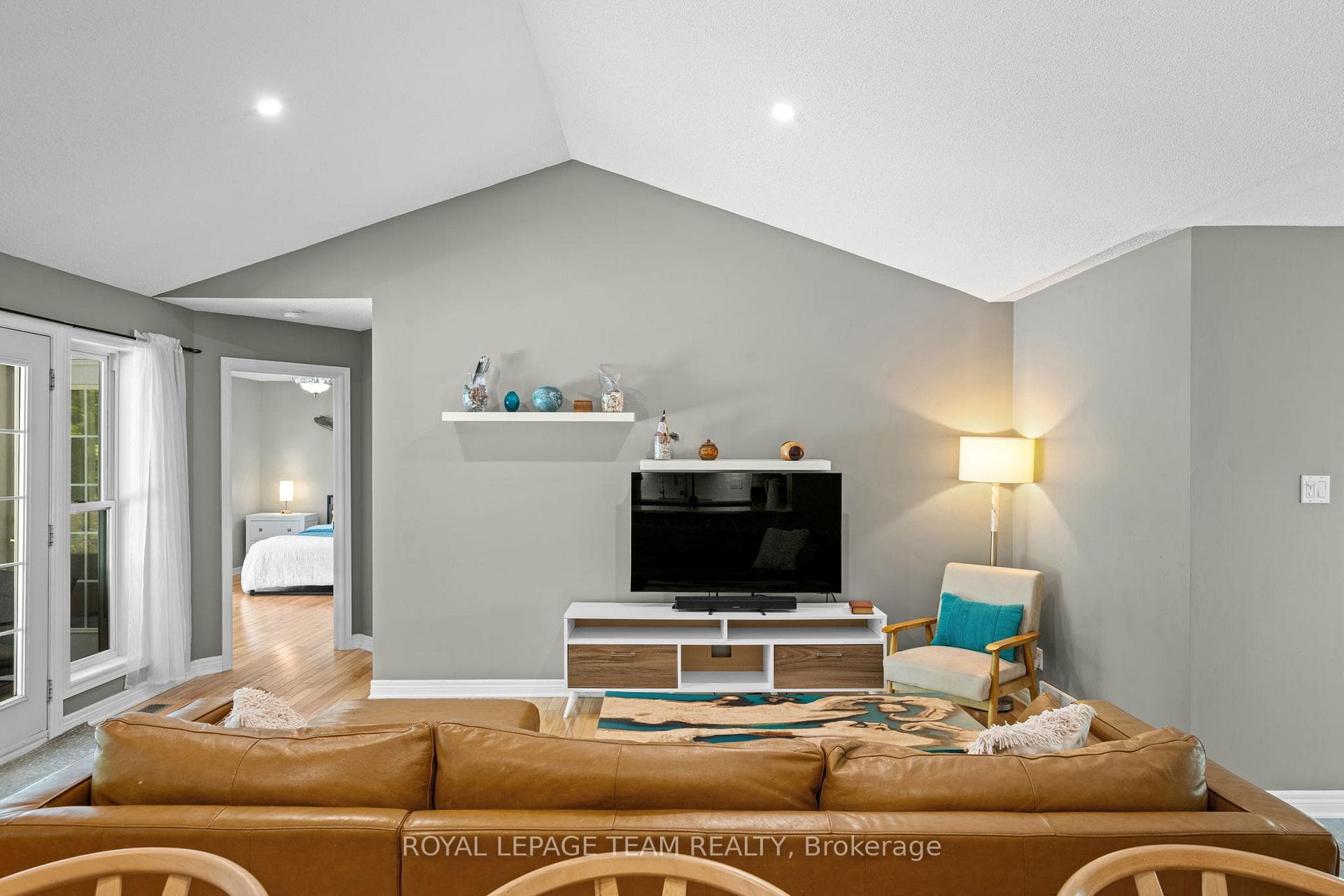 5040 Stonecrest Road photo 16