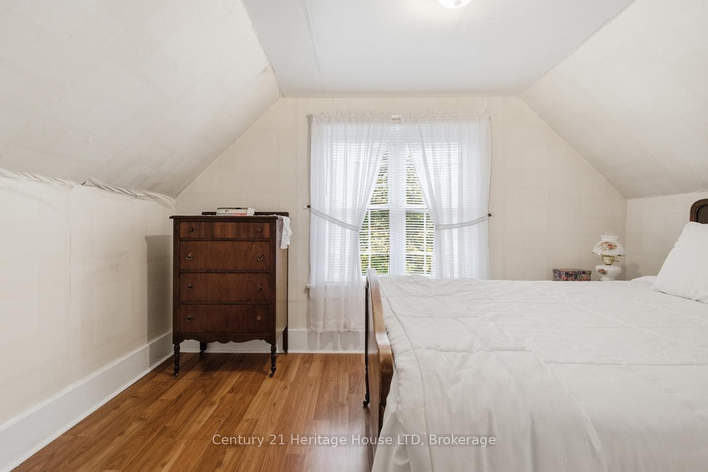 104 Chetwood Street photo 25