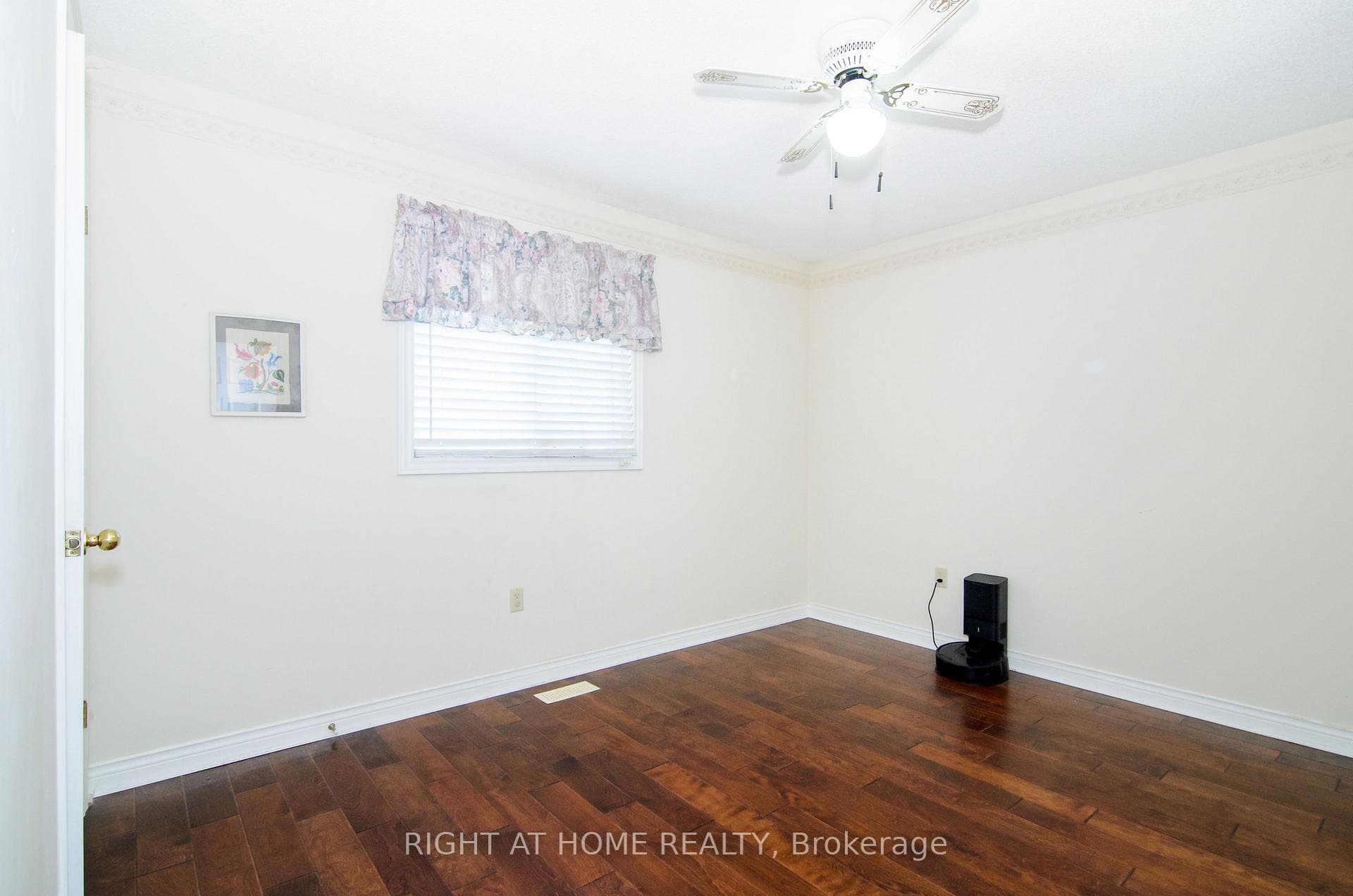 1321 Baseline Road photo 12