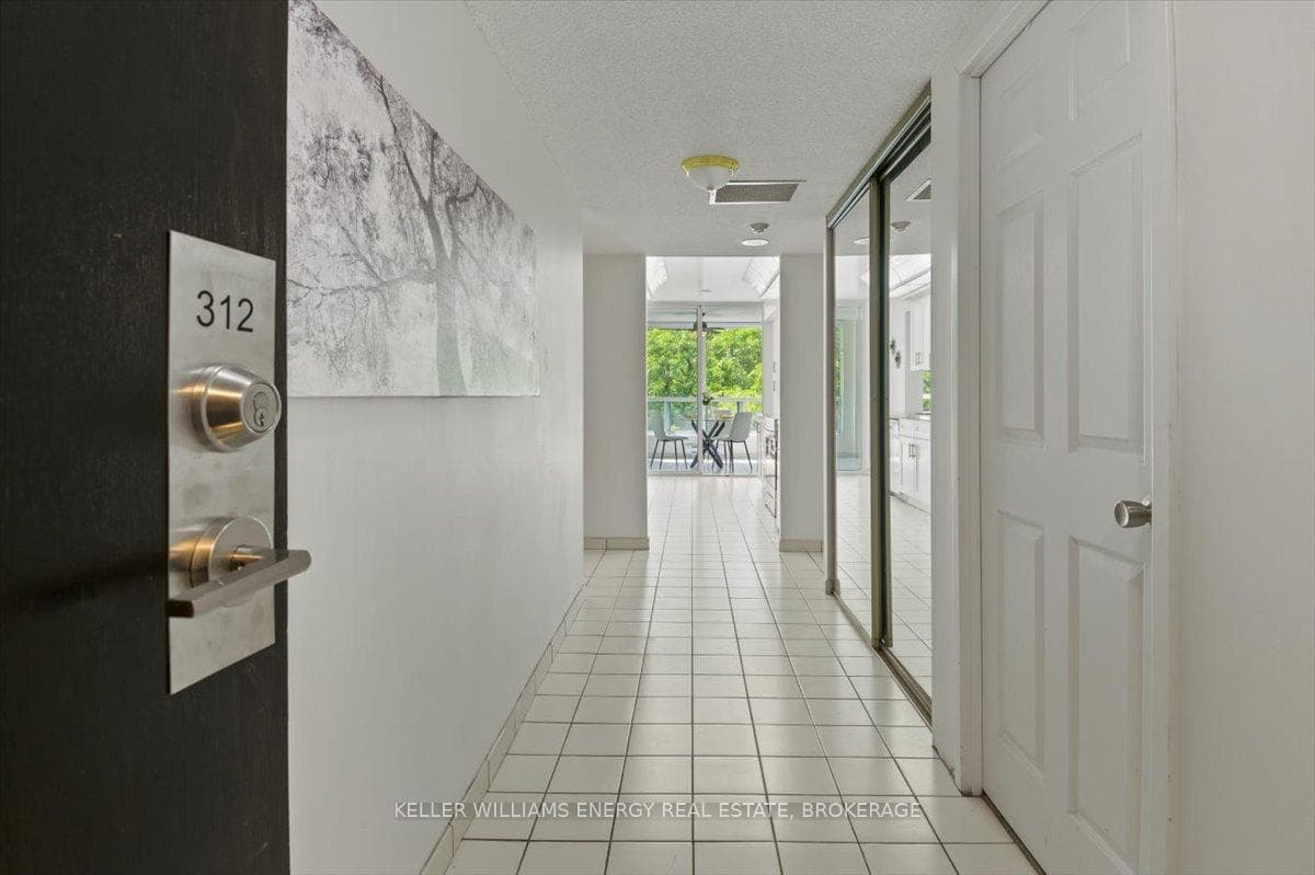 4727 Sheppard Avenue Unit 312 photo 7