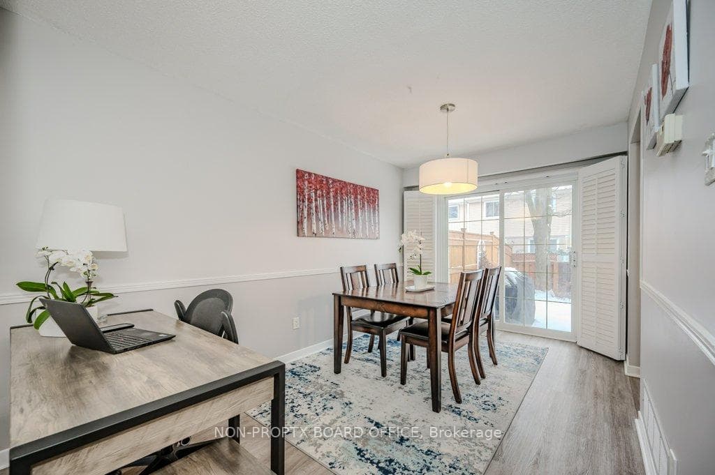139 Fanshawe Drive photo 6