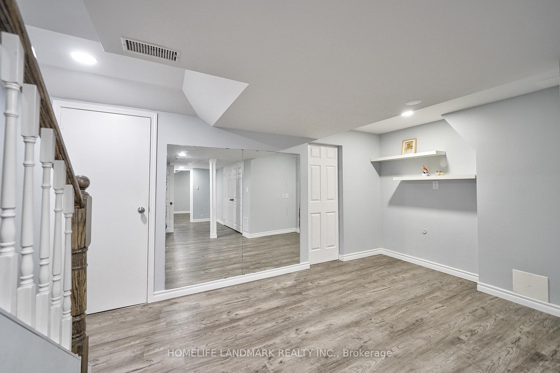 29 Kenborough Court photo 27