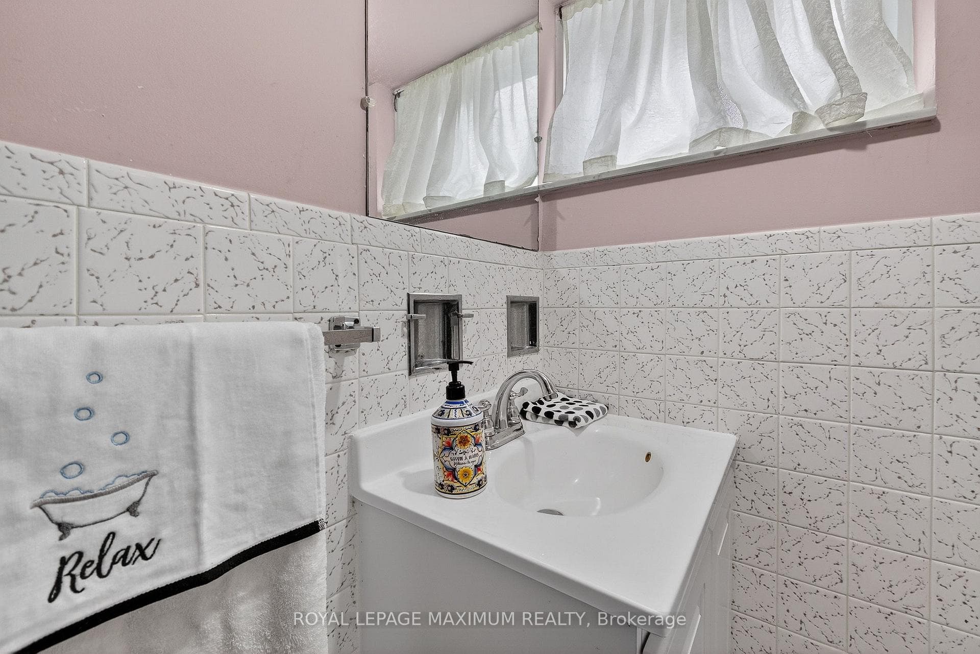 124 Tavistock Road photo 29