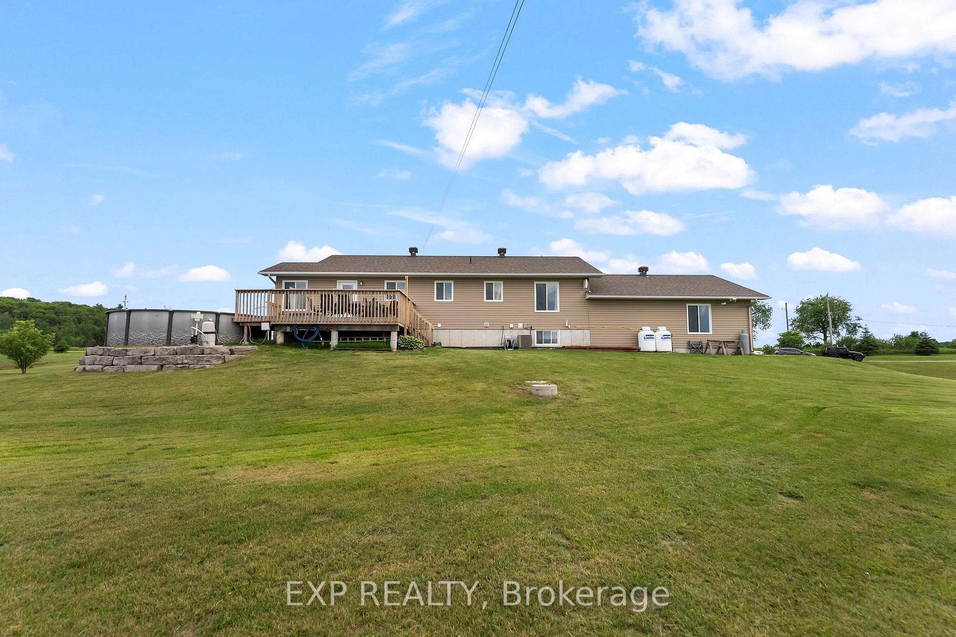 566A Pinnacle Road photo 43