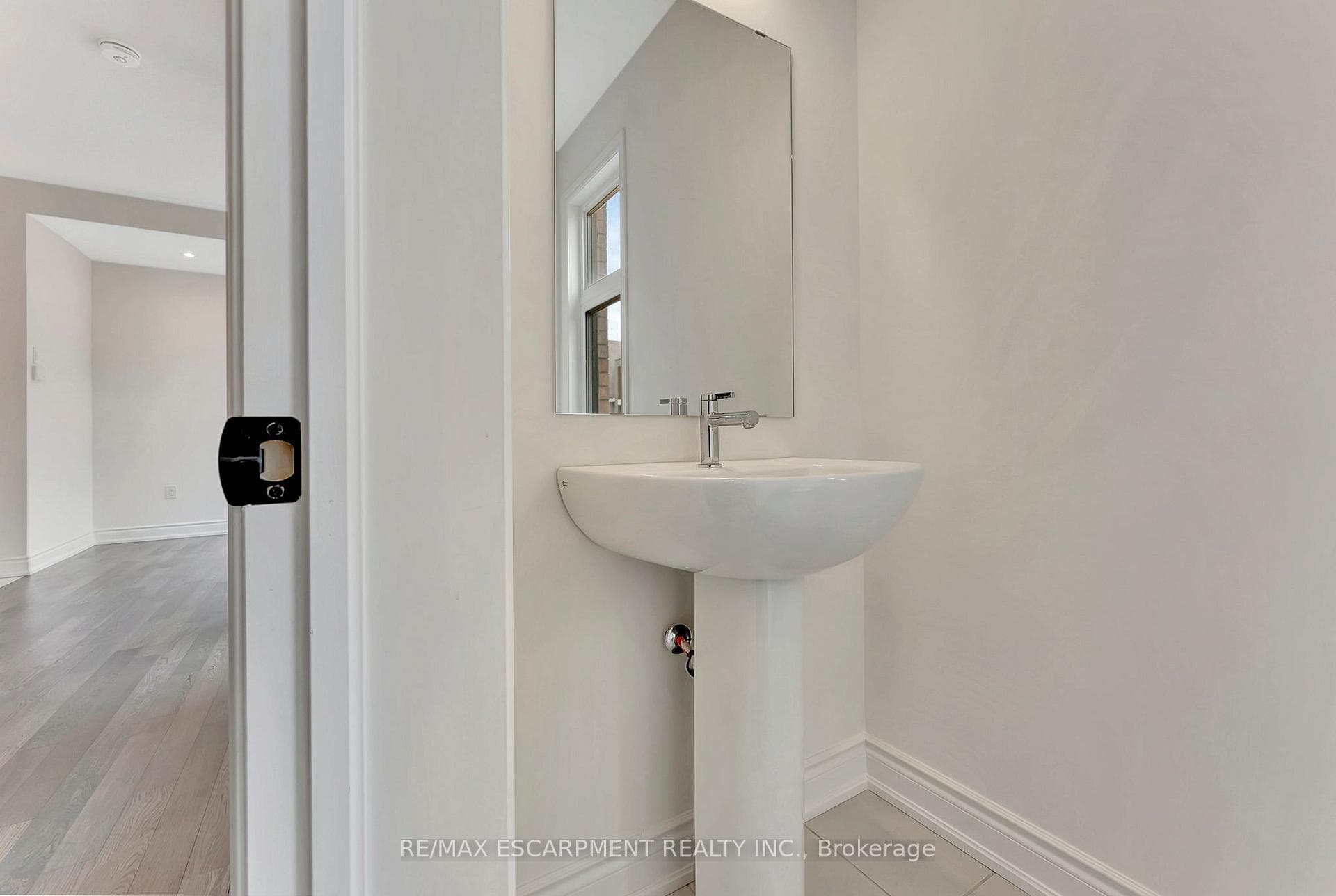 1404 Courtleigh Trail photo 16
