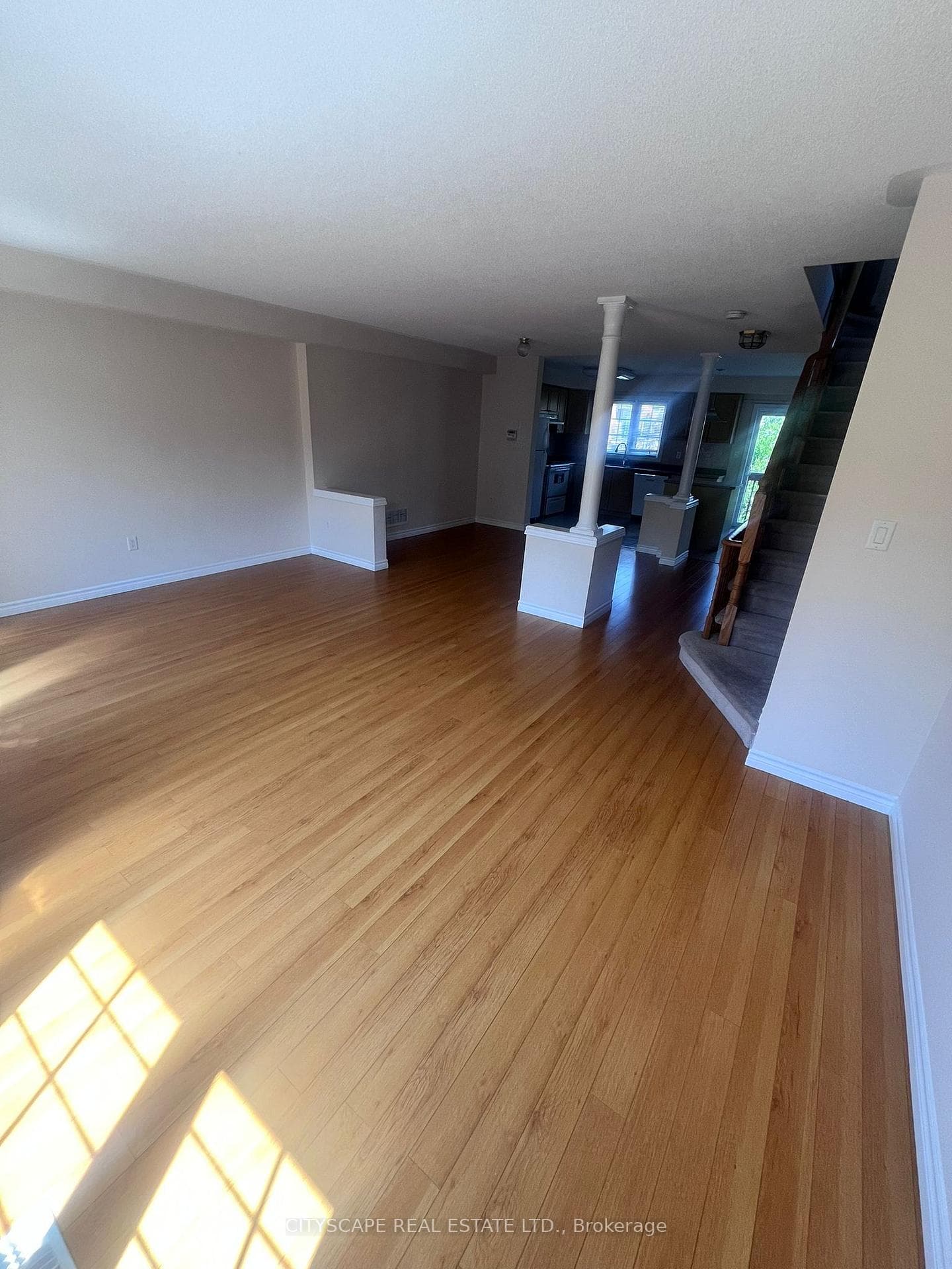 27 Frost King Lane photo 5