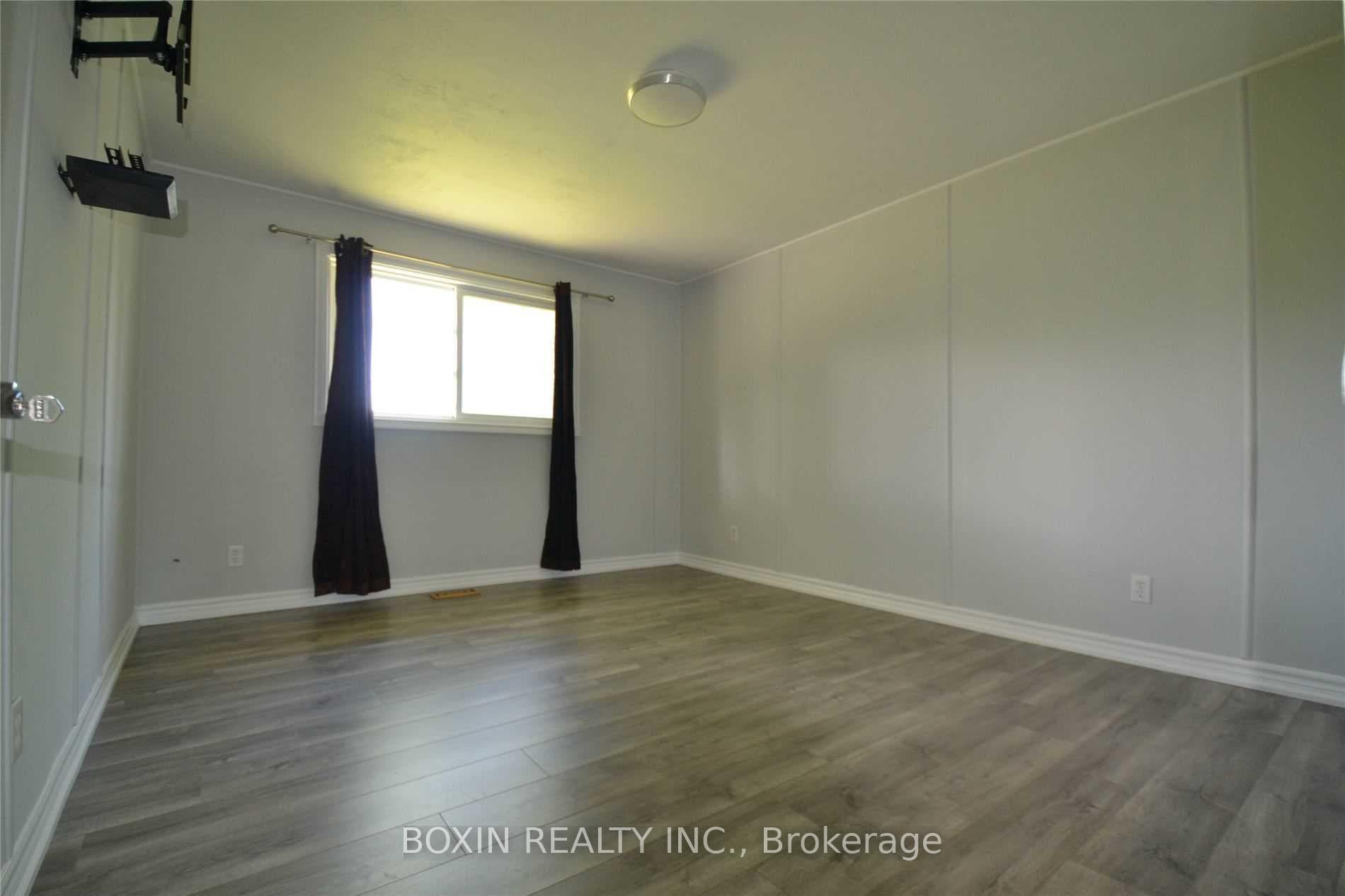 353 Adeline Drive photo 9