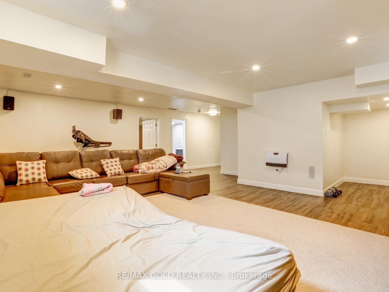 812 Halifax Road photo 47