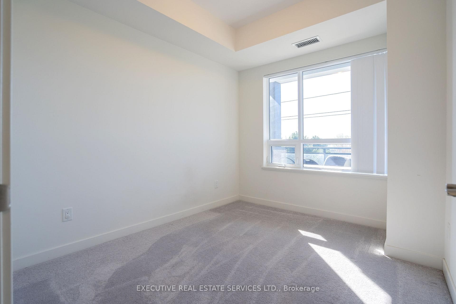 251 Northfield Drive Unit 322 photo 15