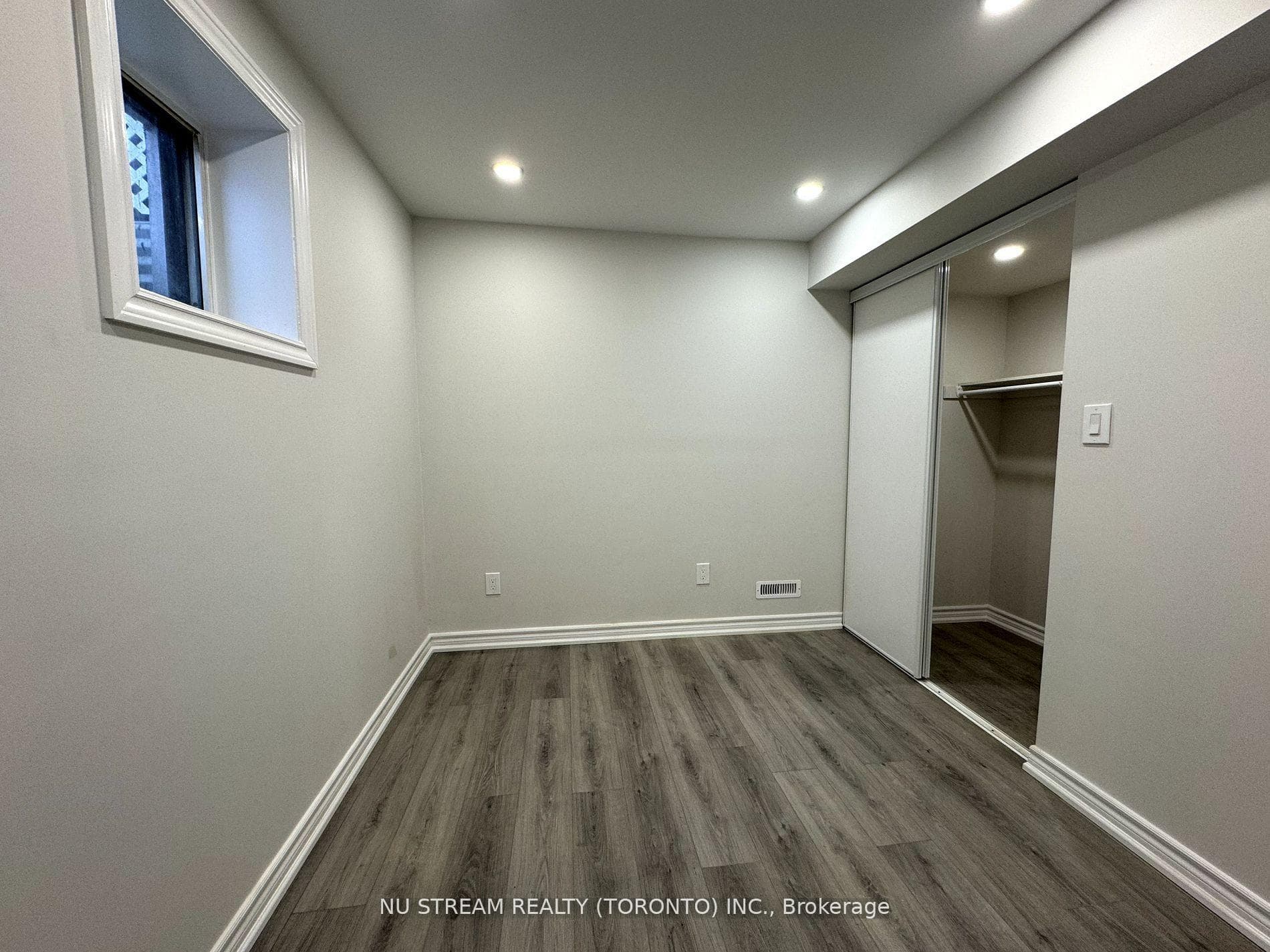 14 Gemmill Drive Unit BSMT photo 8