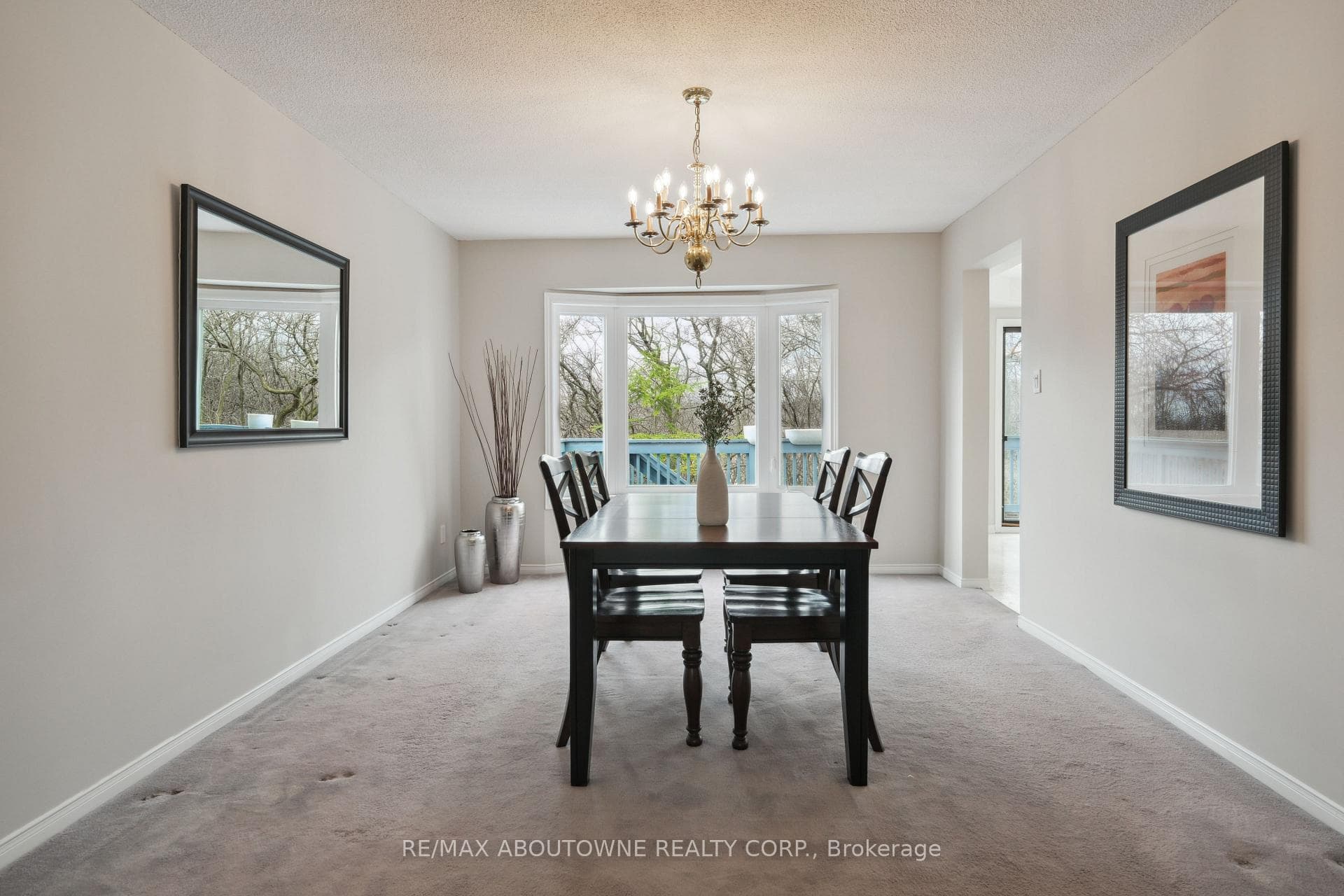 1262 Winterbourne Drive photo 10