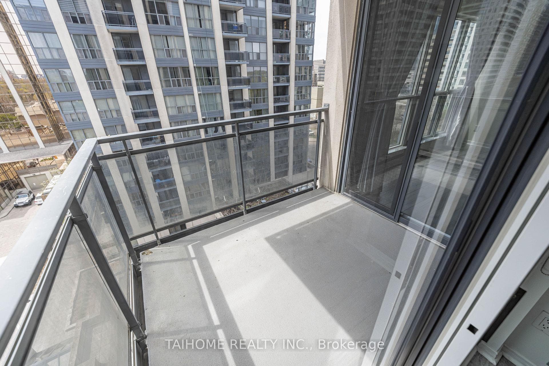 28 Hollywood Avenue Unit 809 photo 22