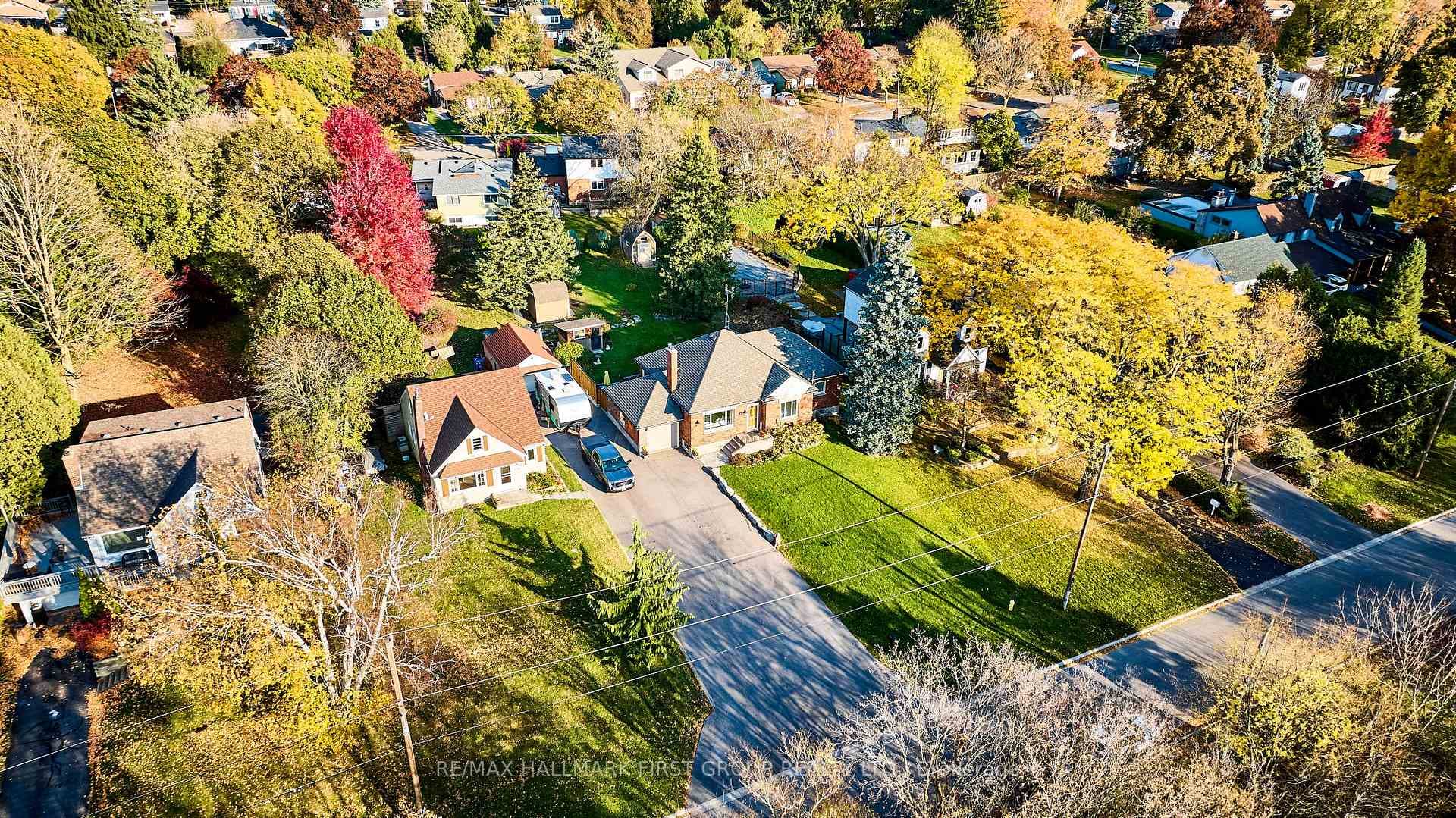 91 Riverside Drive photo 27