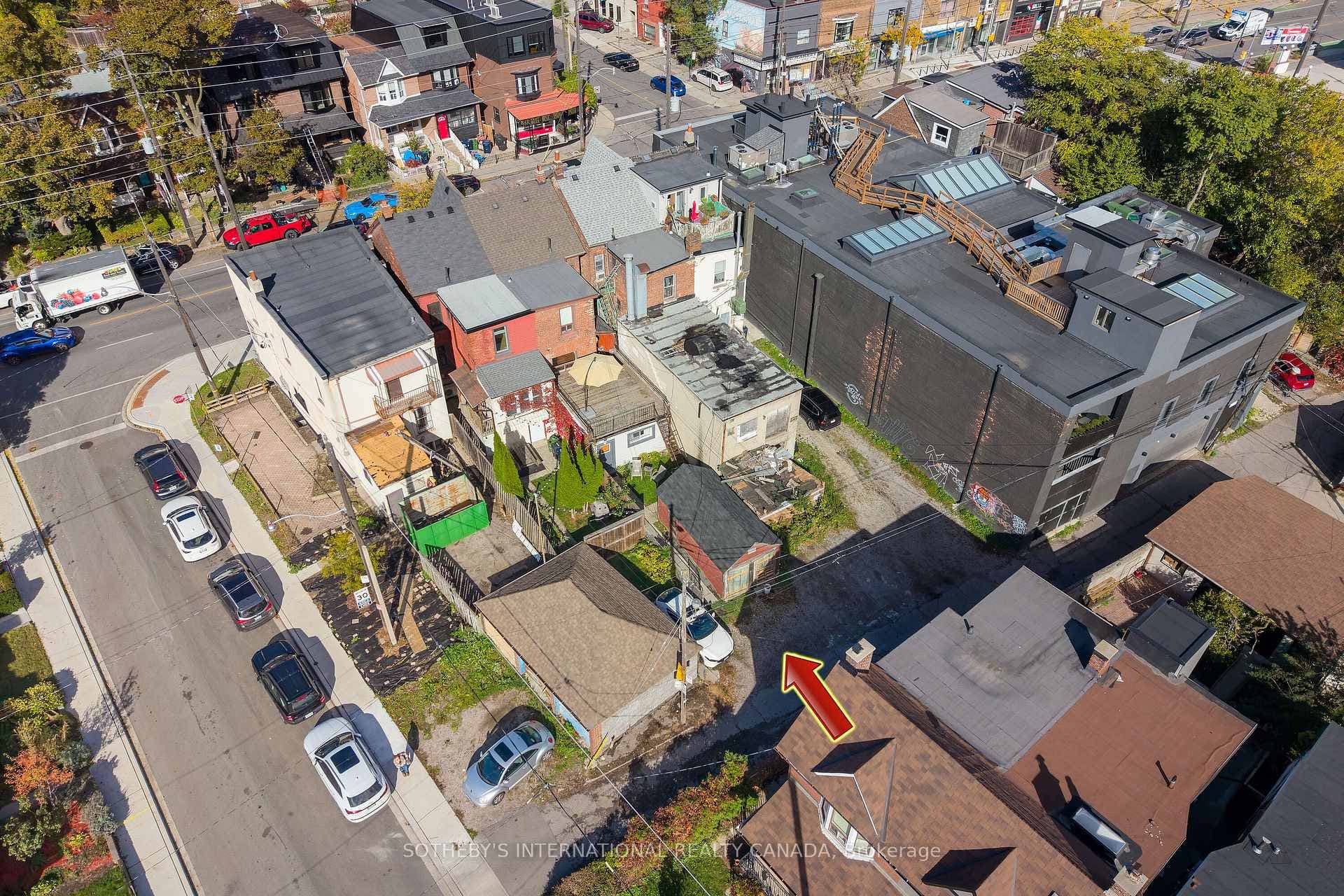 1155 Davenport Road photo 7