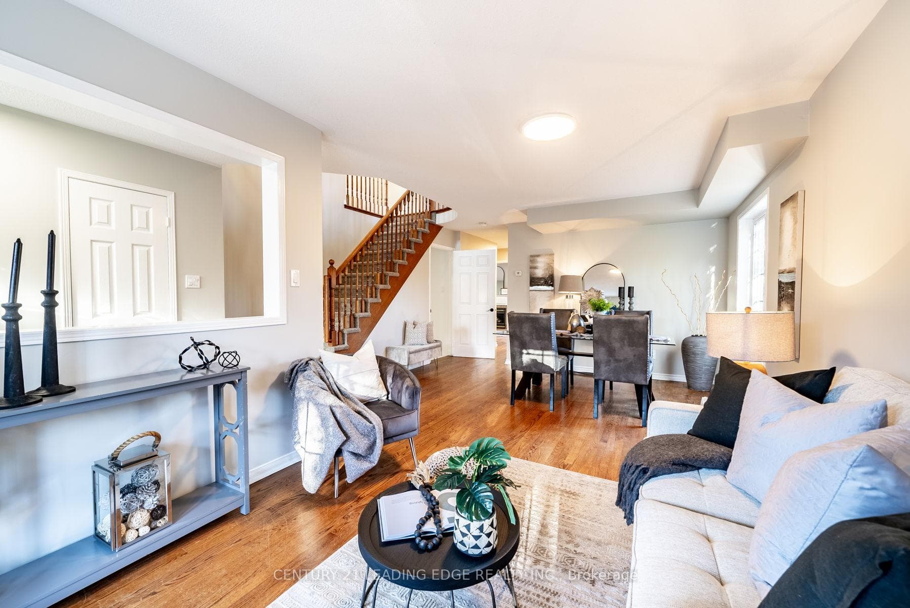 21 Hulley Crescent photo 6