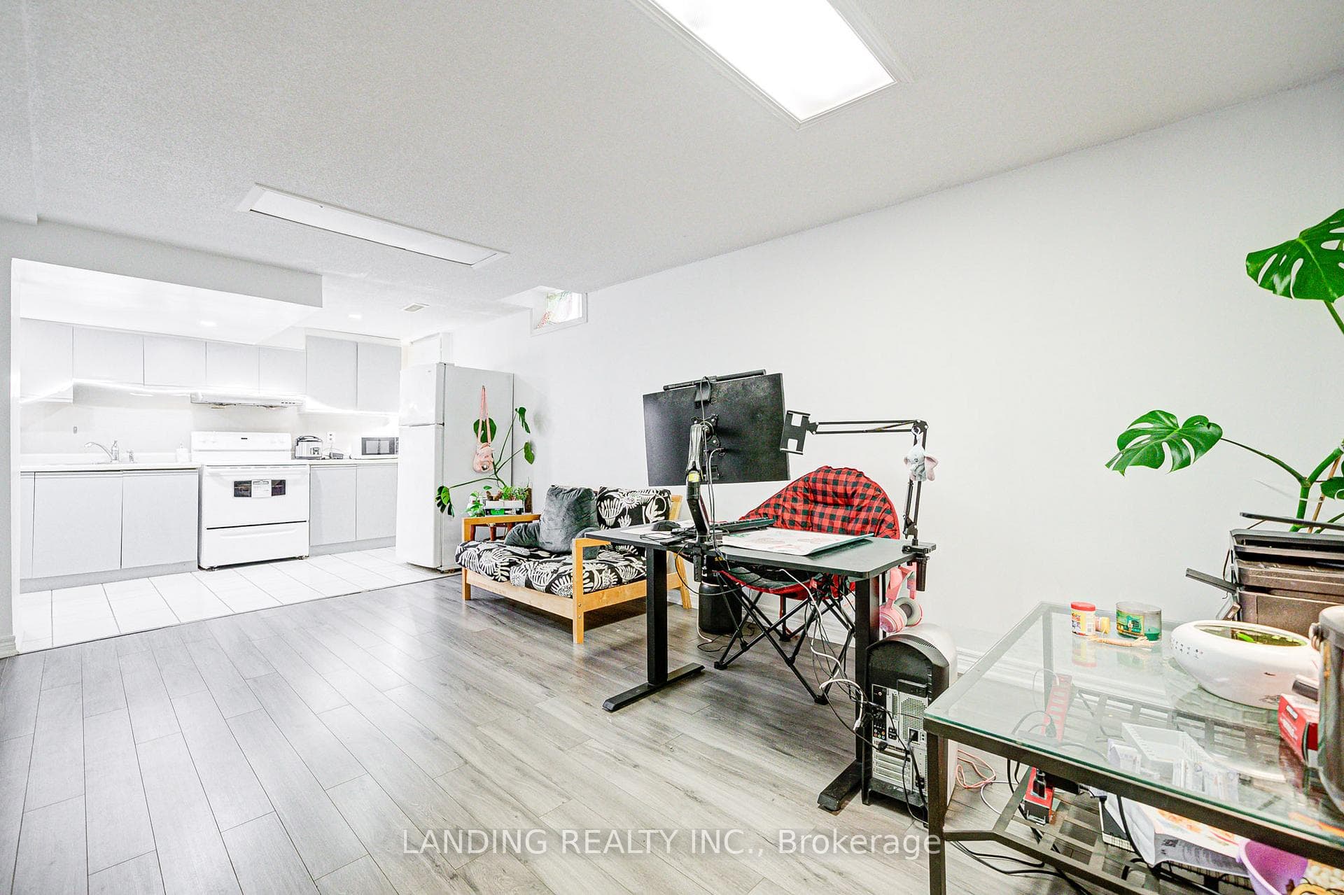 110 Cimmaron Street photo 30