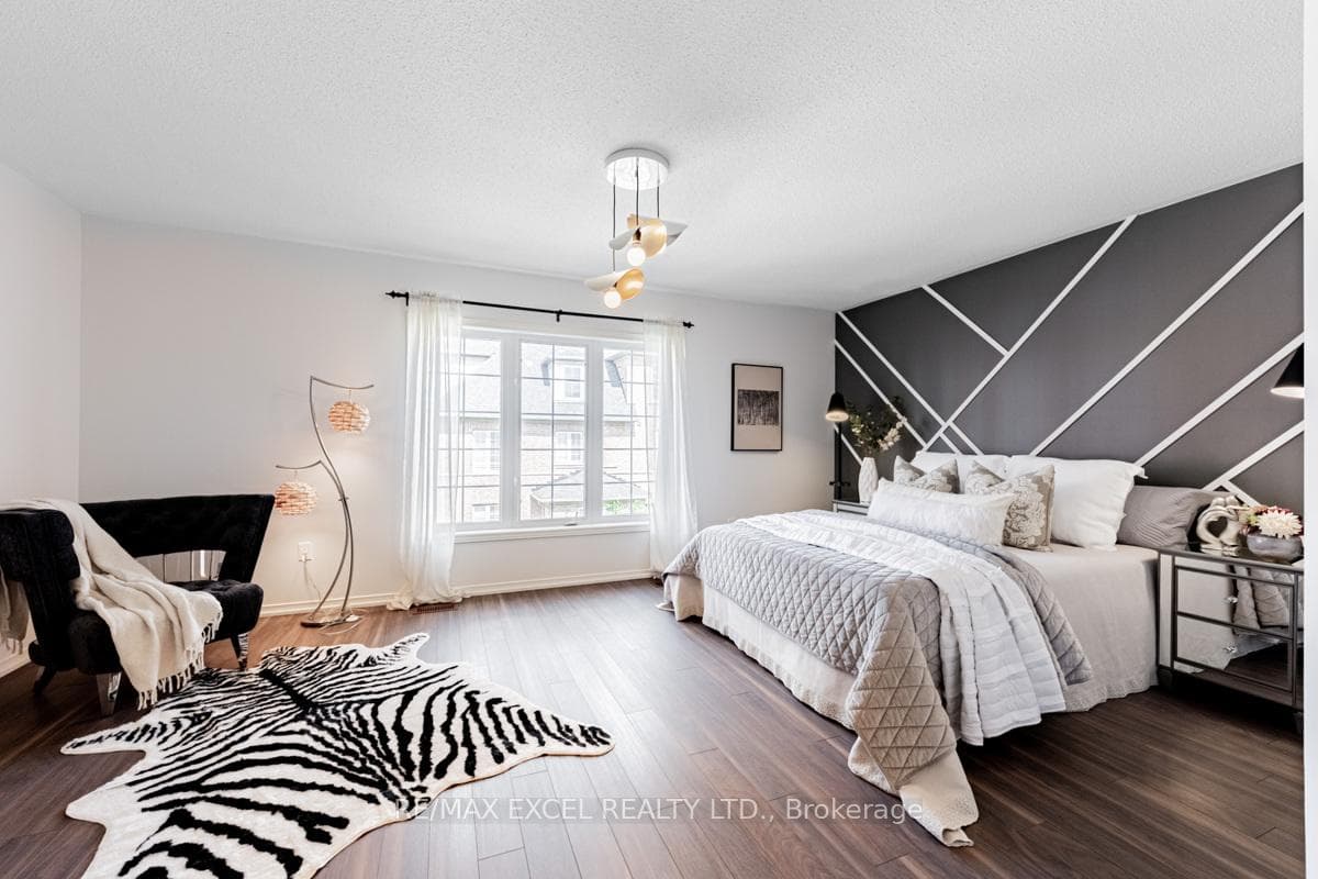 120 Hillwood Street photo 28