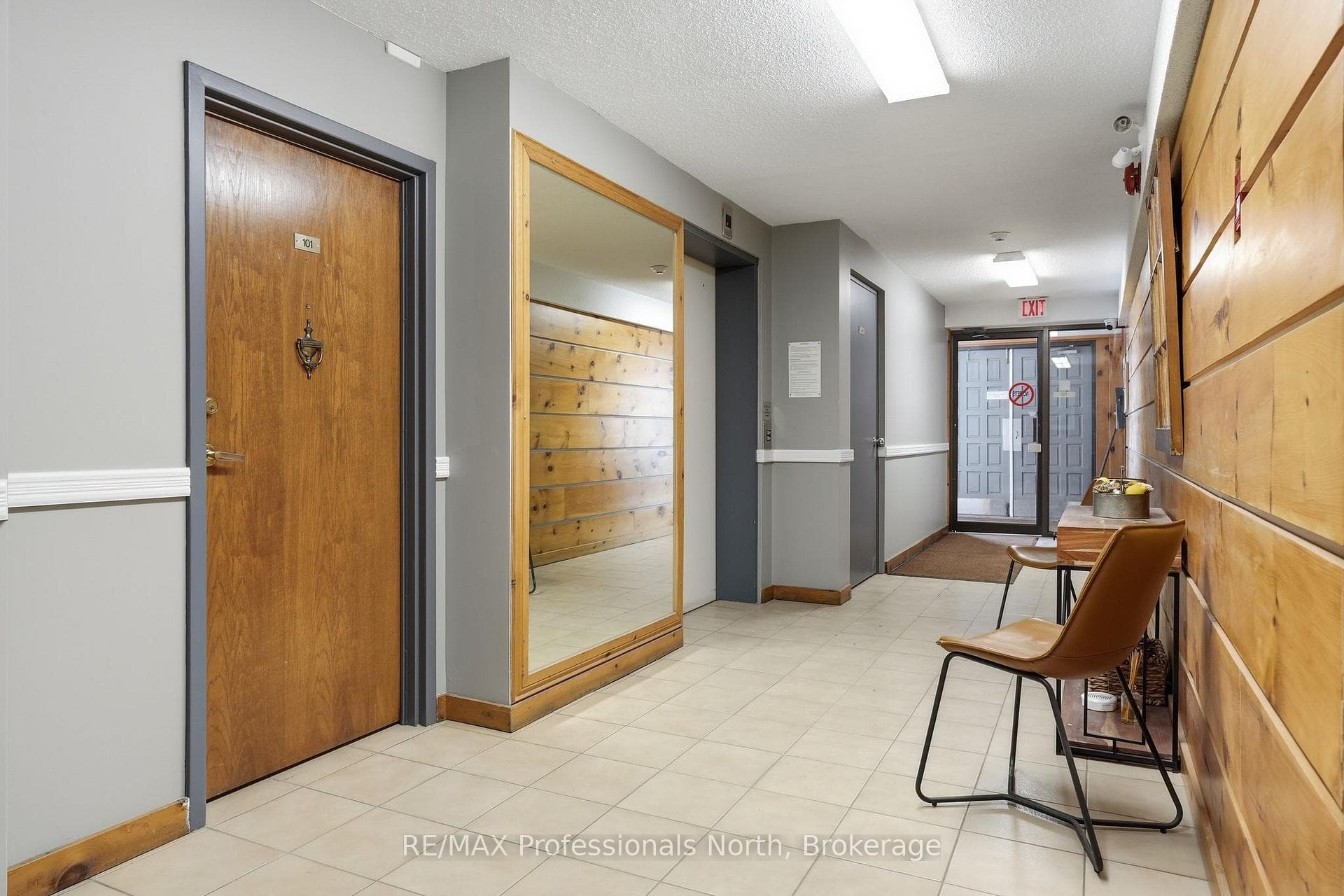 38 Monck Road Unit 105 photo 11