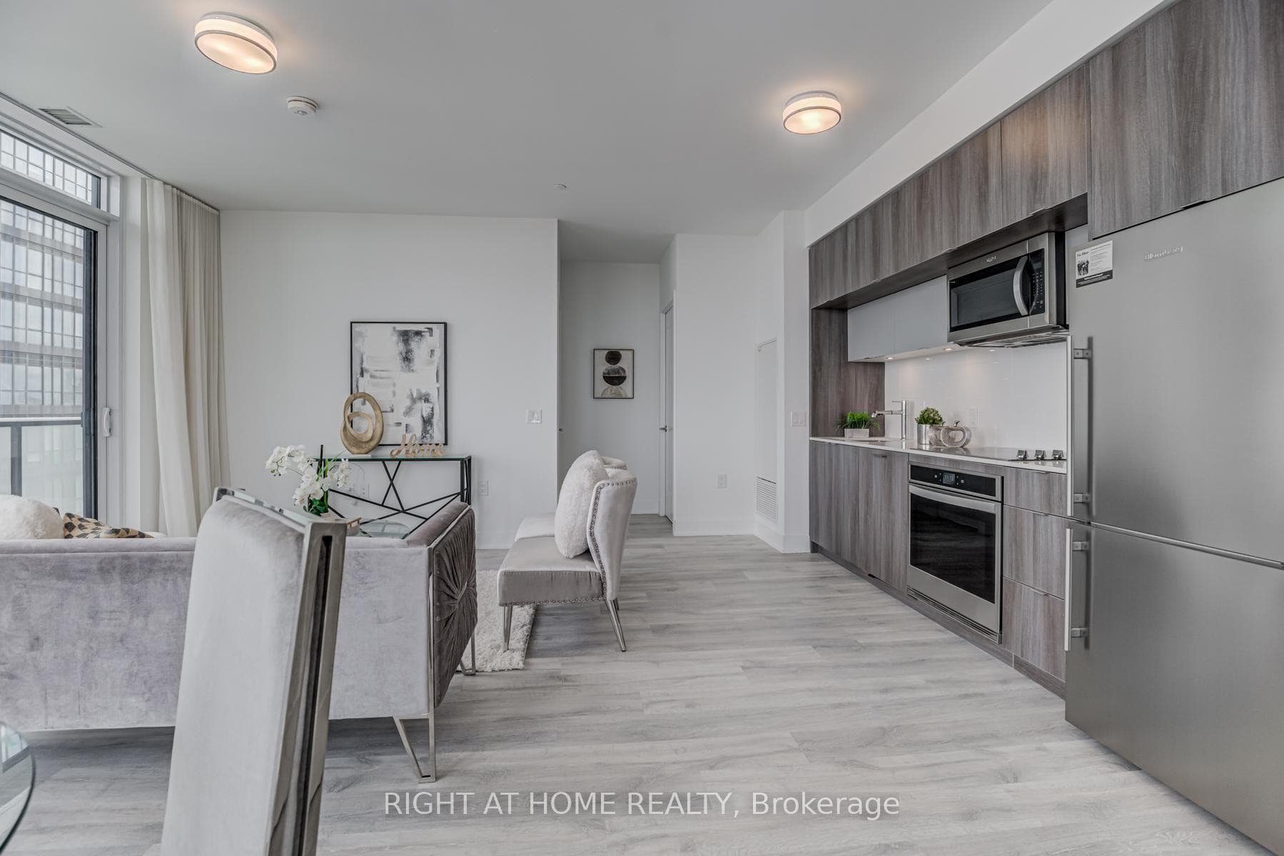 575 Bloor Street Unit 3603 photo 11