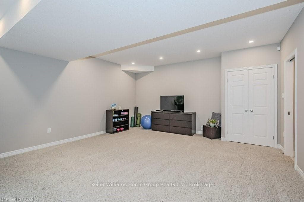 103 AMBROUS CRESCENT N/A photo 34