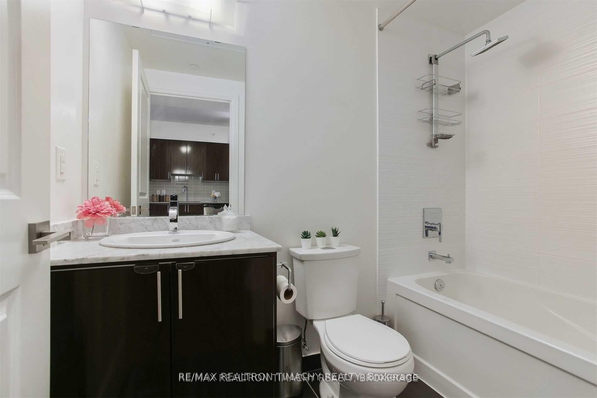 7161 Yonge Street Unit 727 photo 13