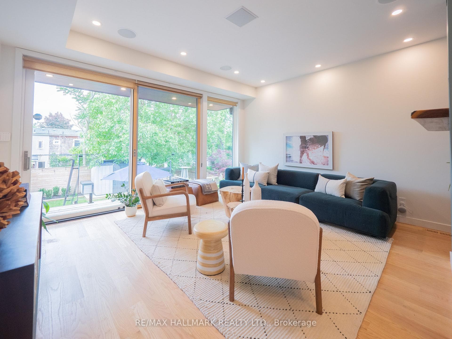 47 Dingwall Avenue photo 13