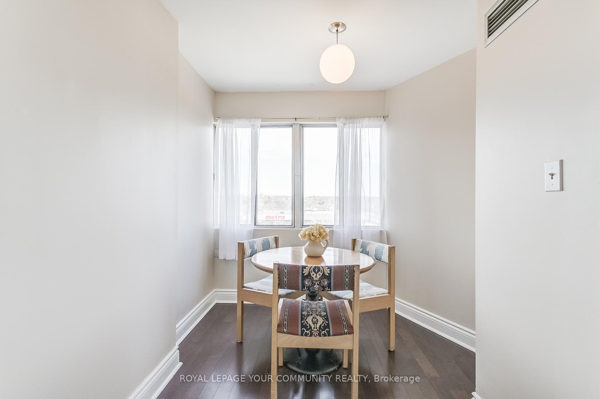 1580 Mississauga Valley Boulevard Unit 412 photo 10