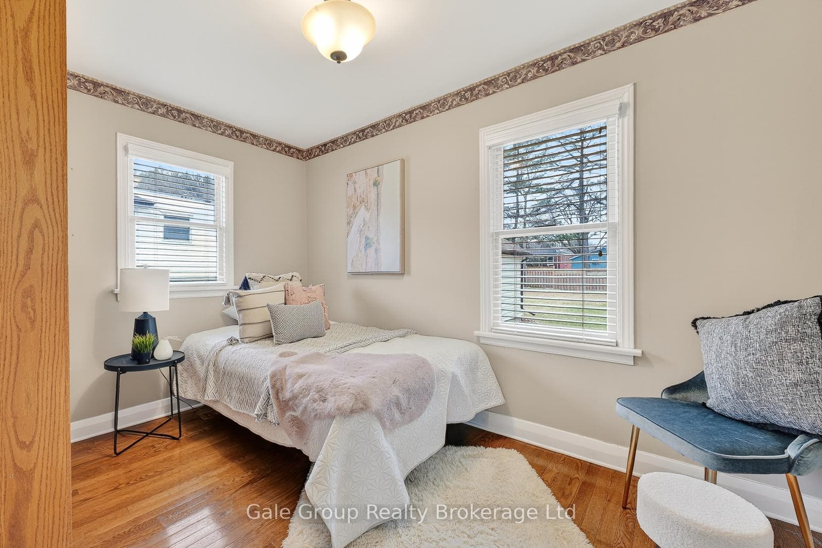 8 William Street photo 20