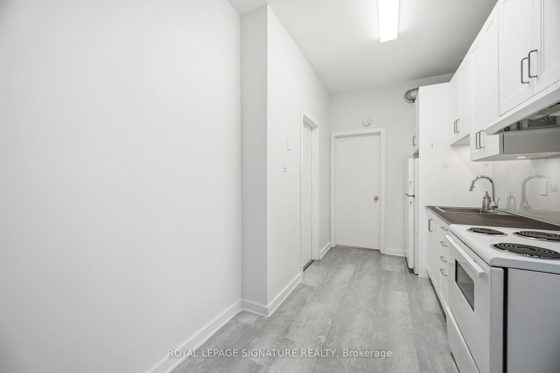 46 Armstrong Avenue Unit 2 photo 15