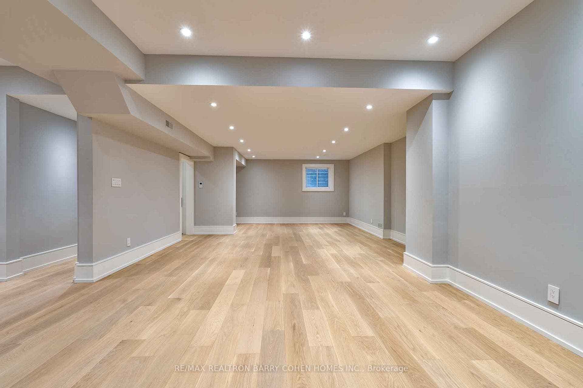 230 Dunvegan Road photo 38
